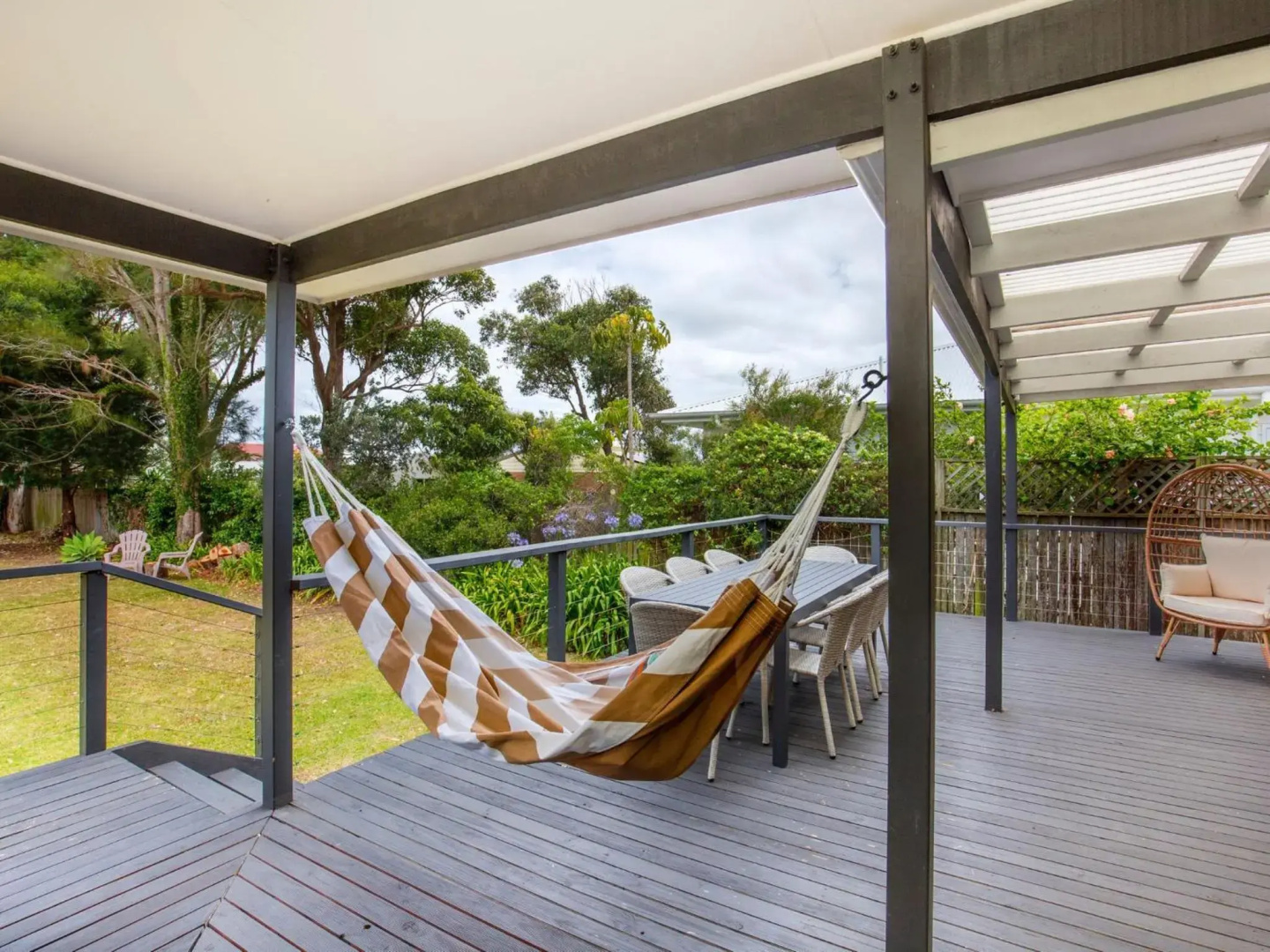 Beach Central I Pet Friendly I 2 Mins Walk to Beach