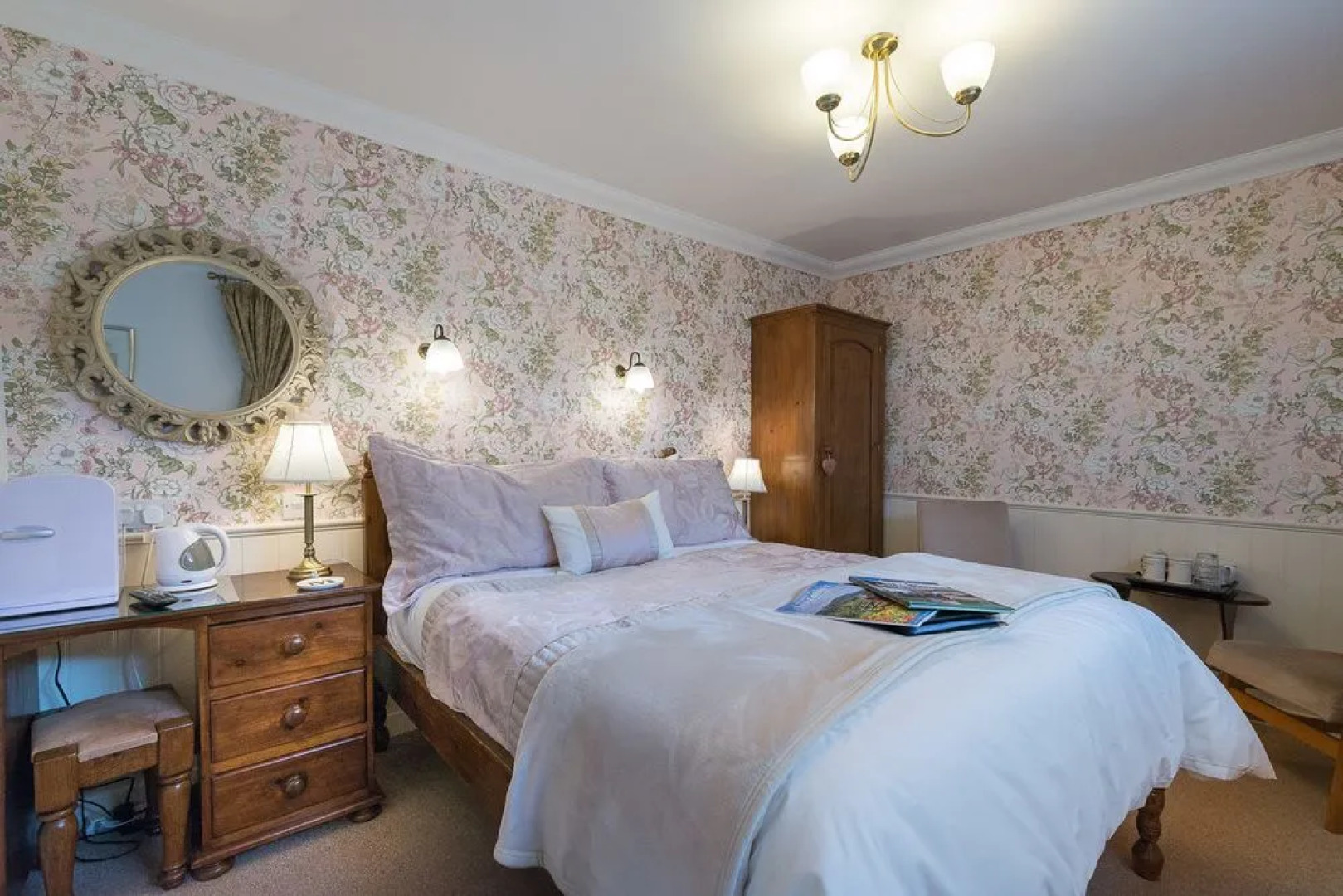 Middle Holly Cottage