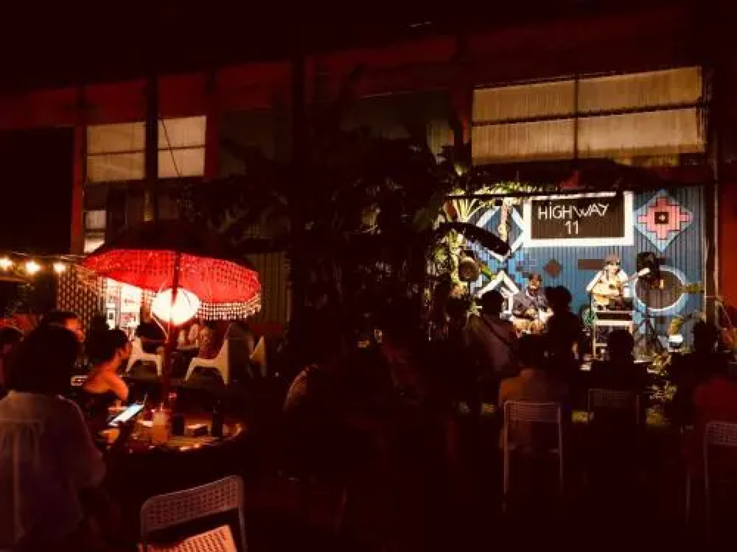 Backpacker Dog Hostel