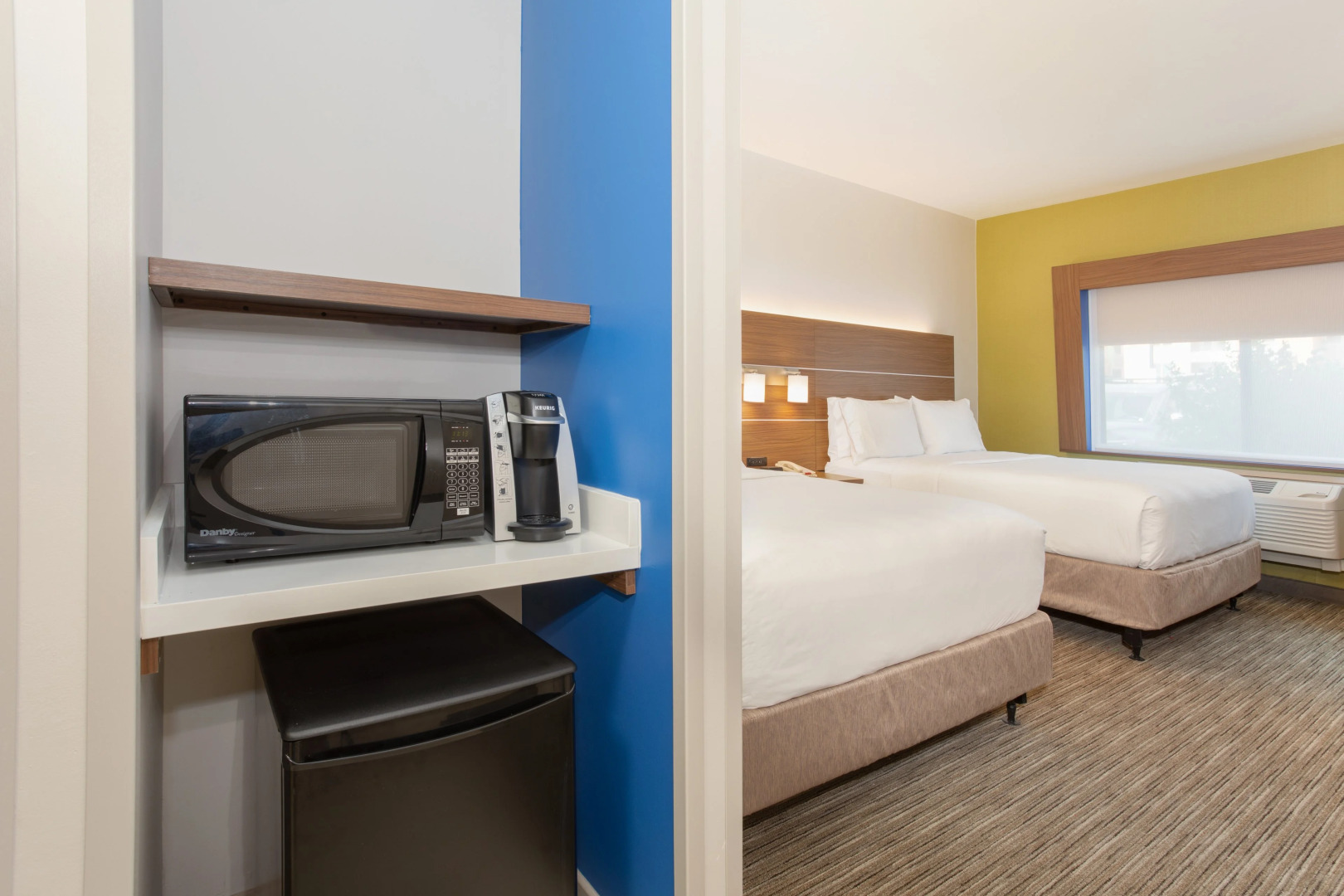 Holiday Inn Express and Suites Phoenix Tempe - University