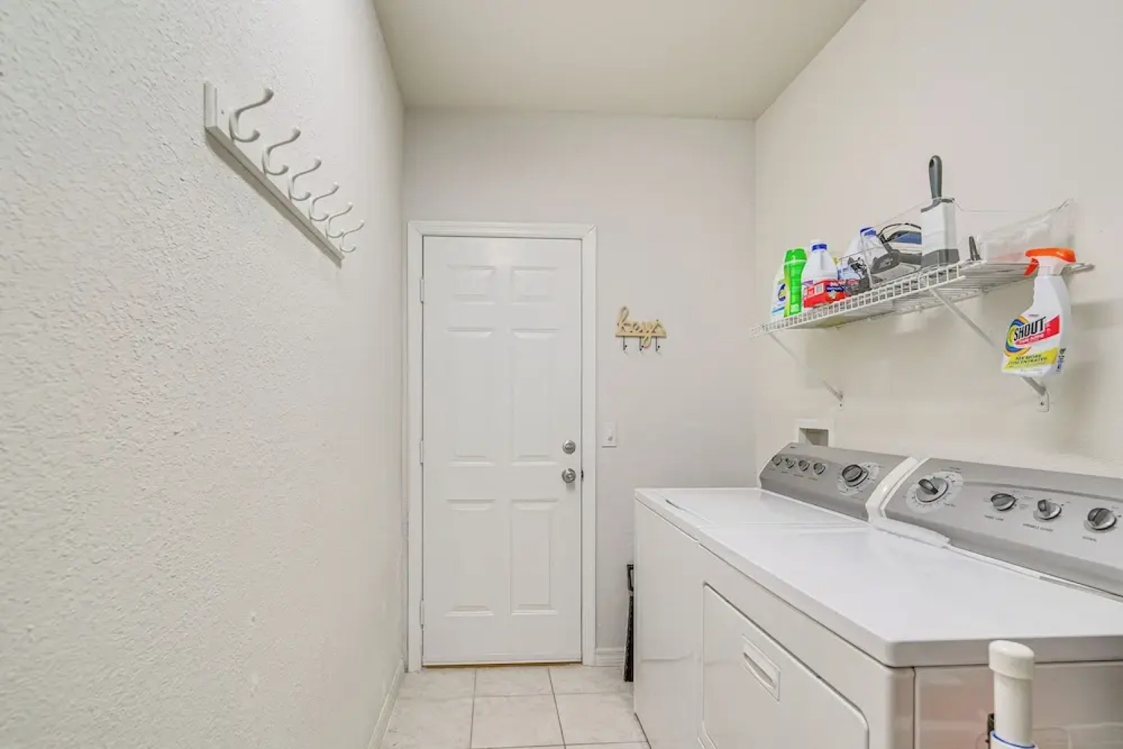 4 Mi to Rainbow Springs: Dunnellon Home w/ Pool!