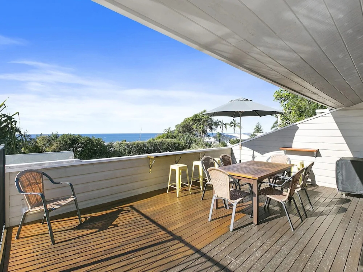Sunshine Beach Serenity and Pet Friendly ! 9 Seaview Terrace, Sunshine Beach, QLD 4567