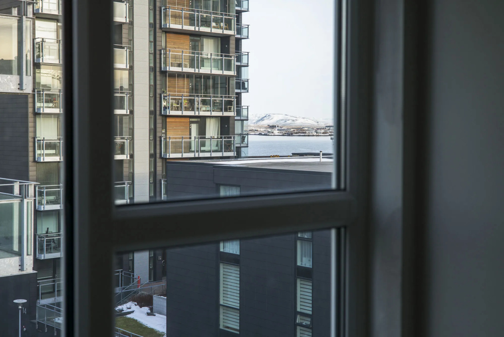 The Swan House by Heimaleiga