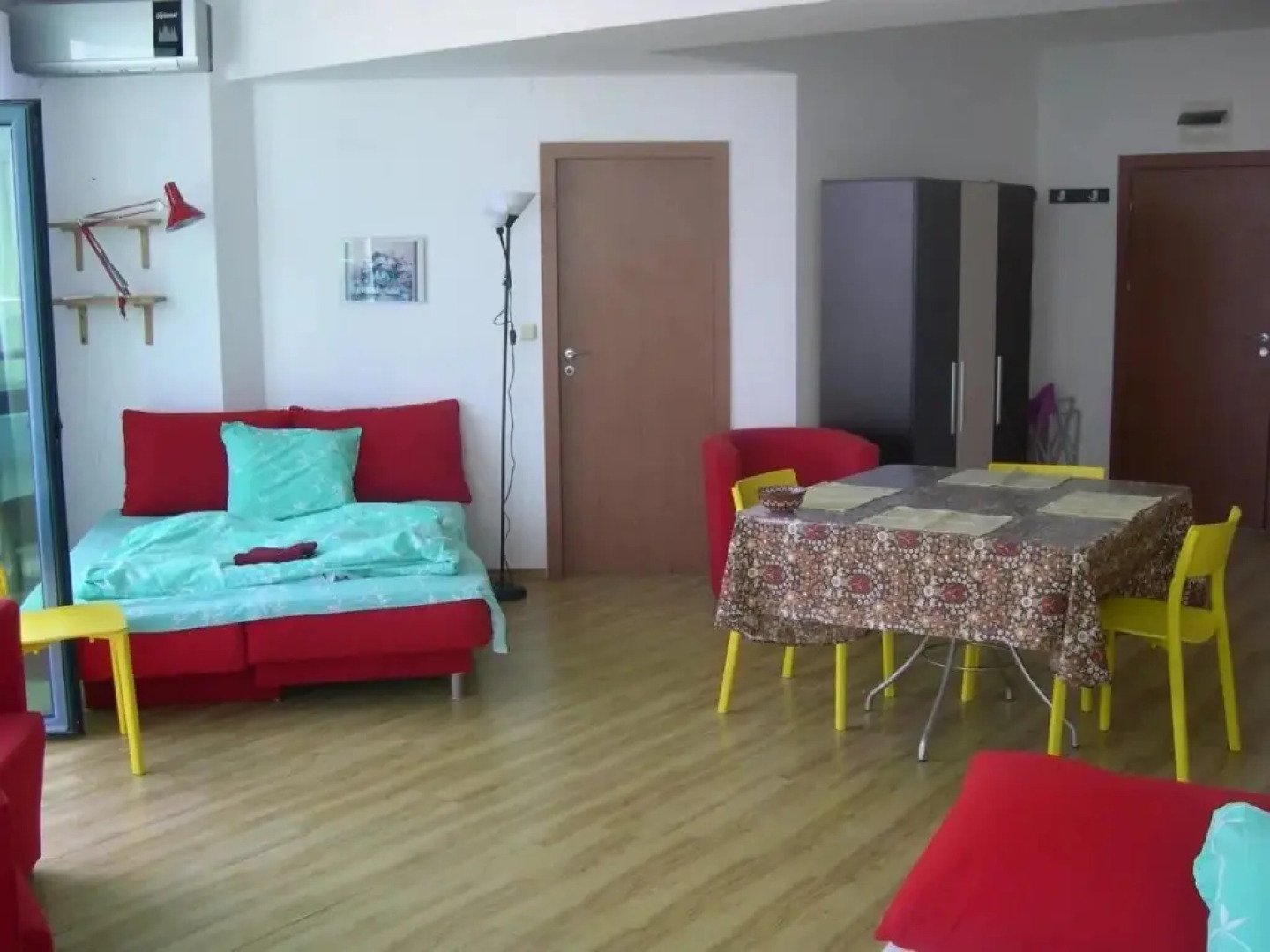 405 Ul Rakovina,Entrance E, 4 Floor