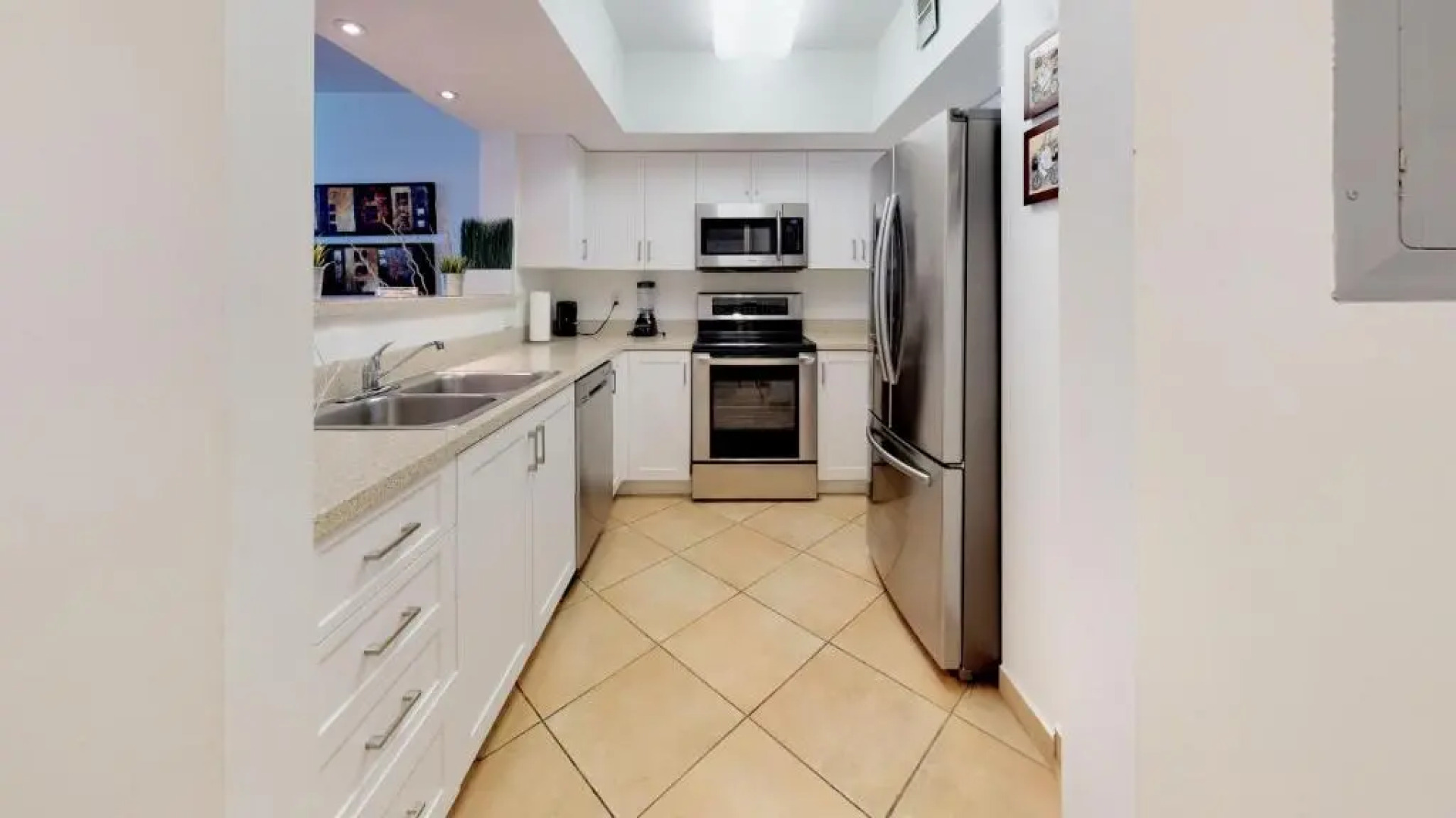 Oceanview Apartments in Sunny Isles