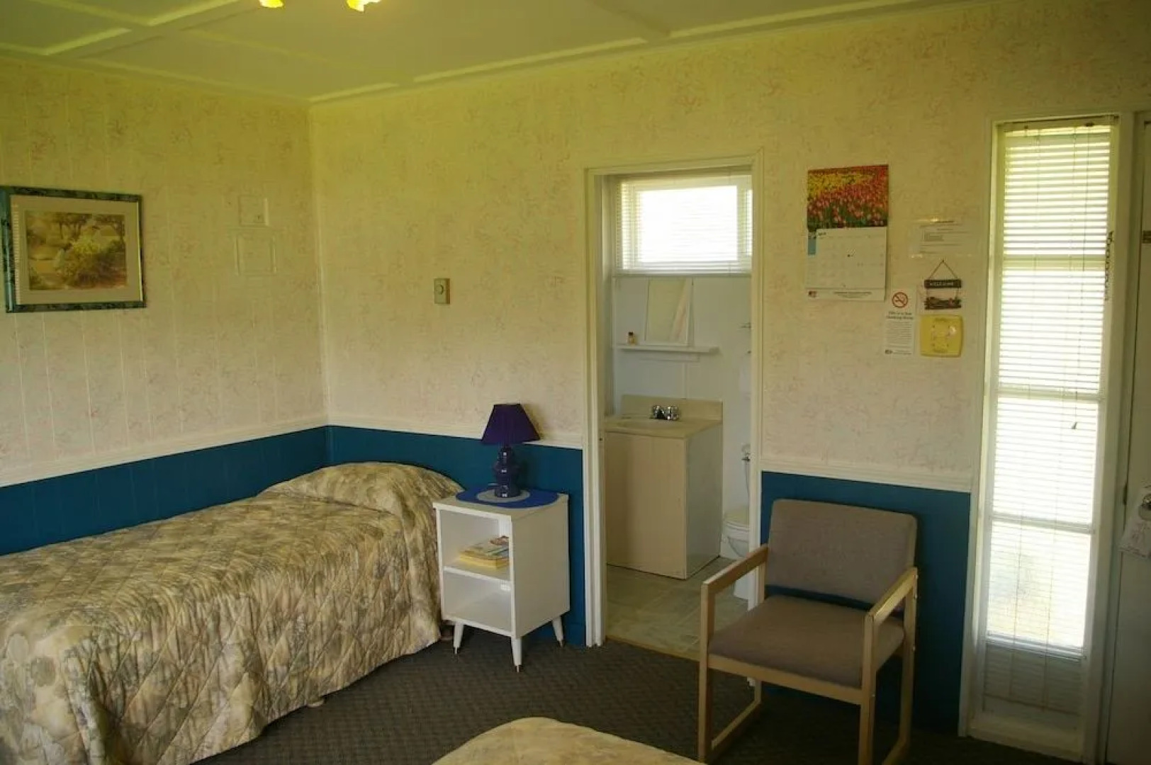 Shuswap Lake Motel & Resort