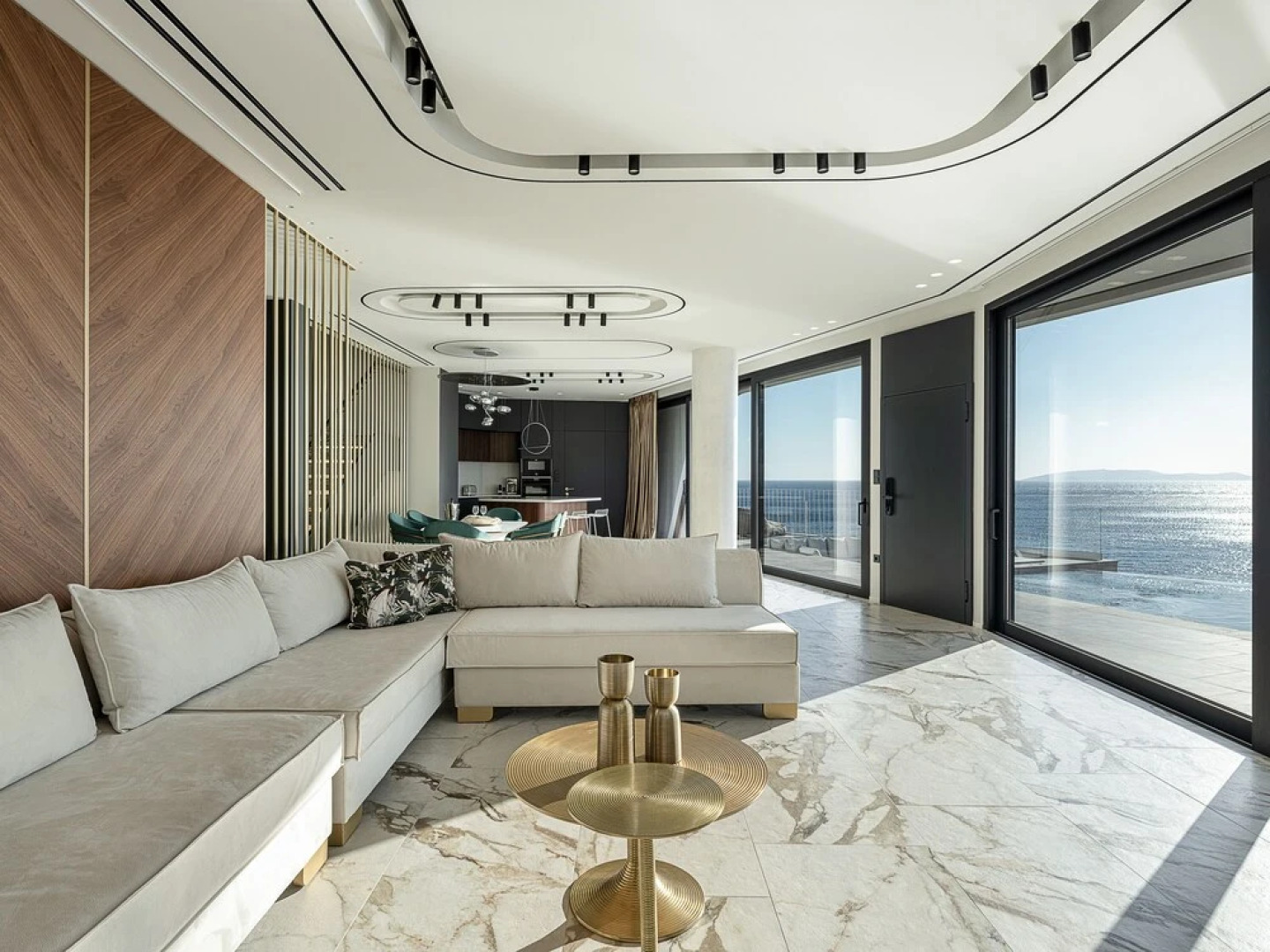 Fabulous 5 Bedroom Villa With sea Access