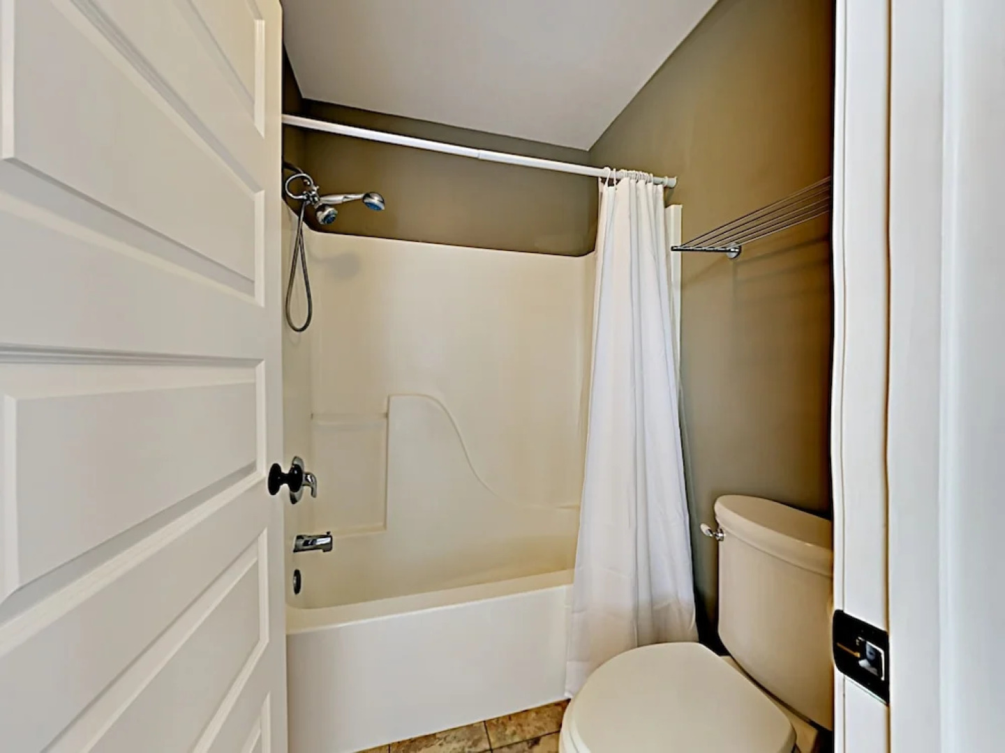 40 Fletcher - 3 Br Home