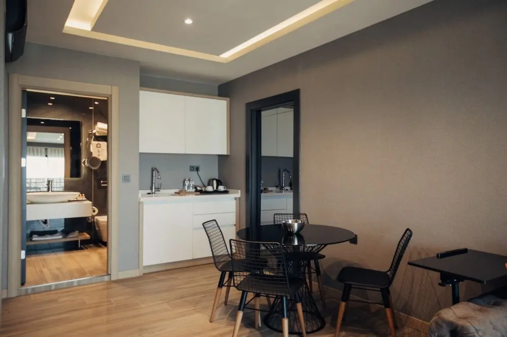 Burhaniye Marina Boutique Hotel