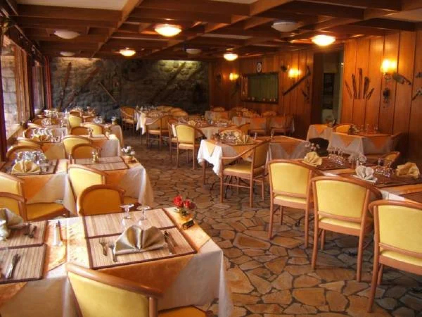 Hôtel lAdrech de Lagas