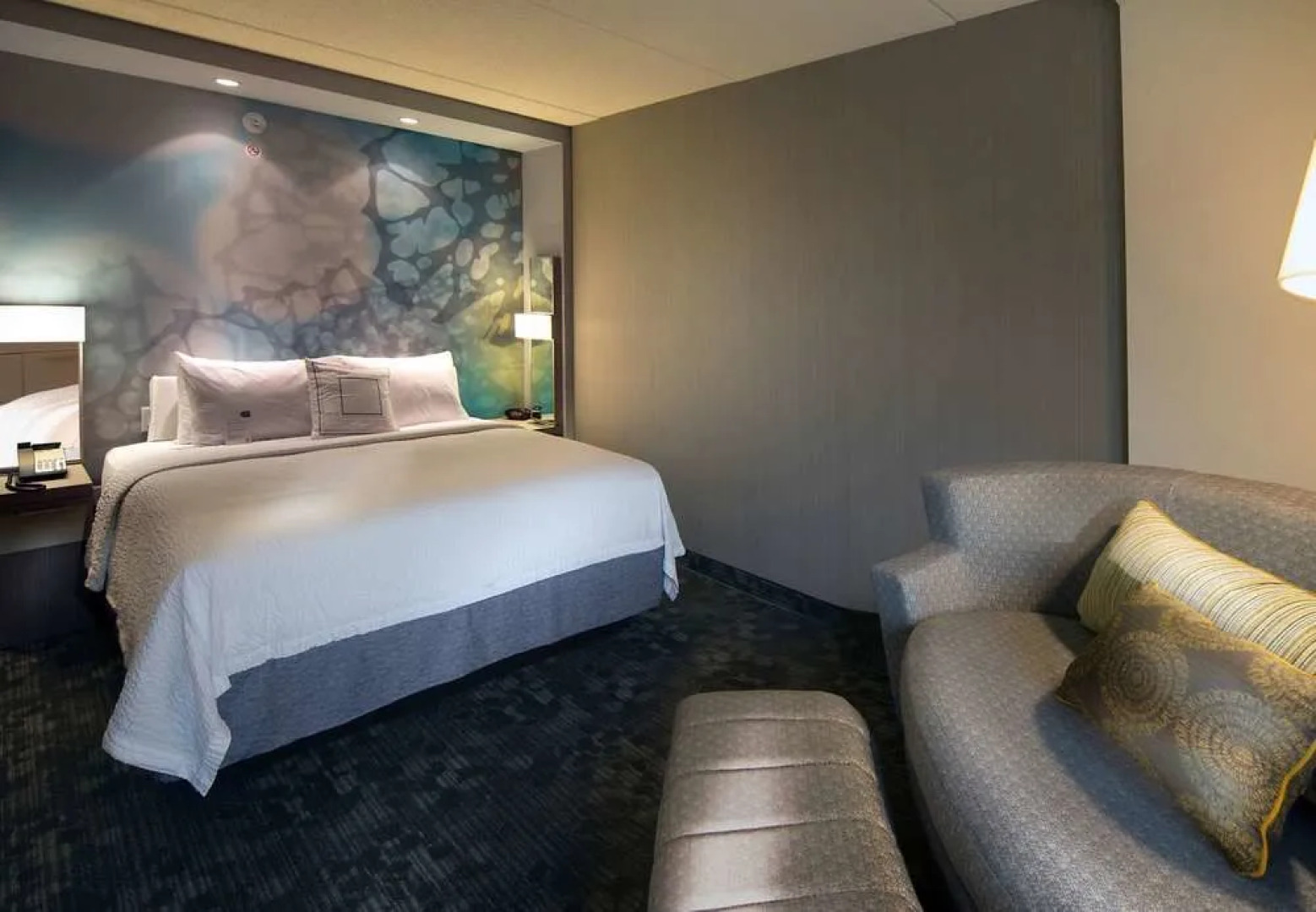 Courtyard Charleston Summerville