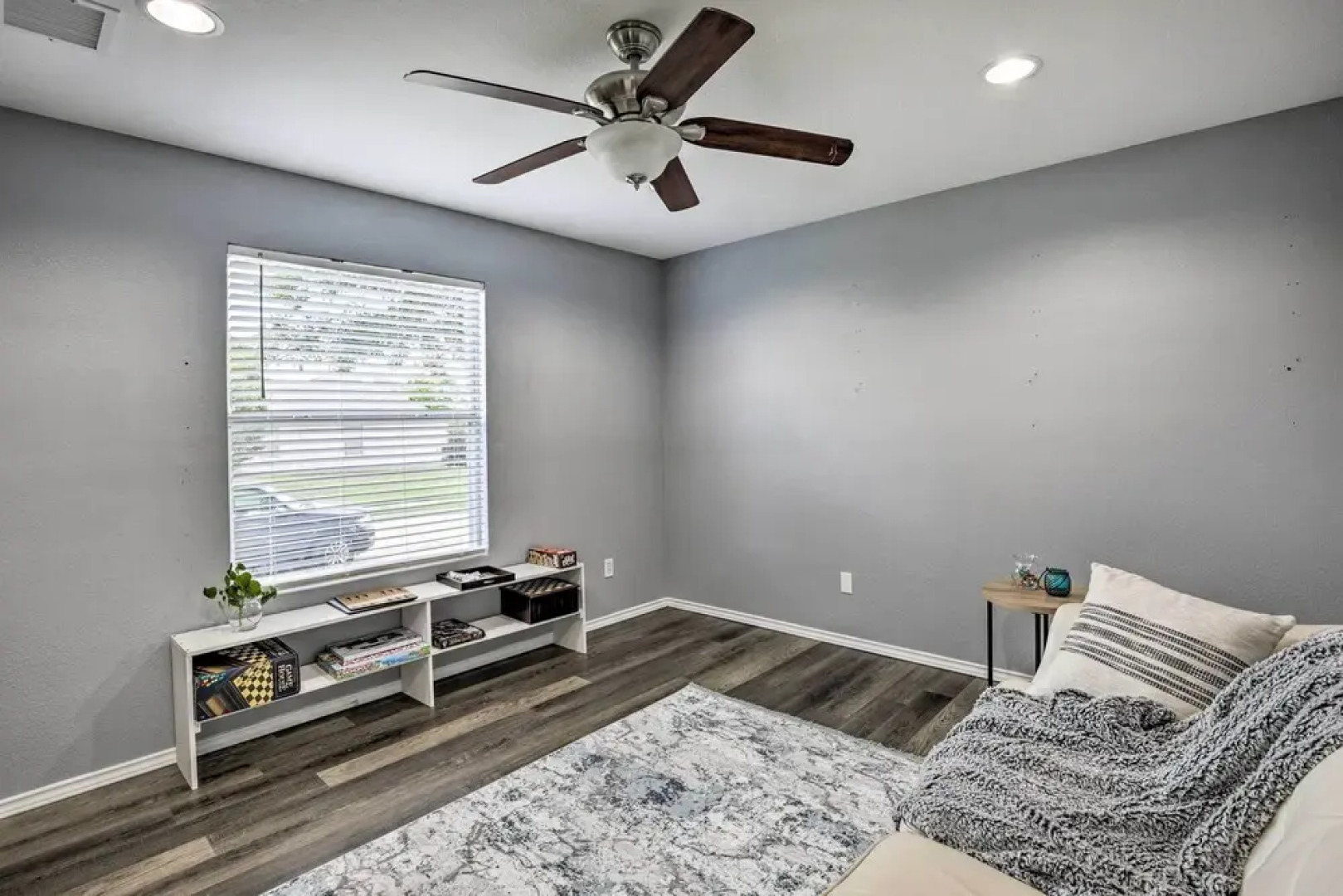 Sleek Rockwall Home Near Dtwn Dallas & Lake!