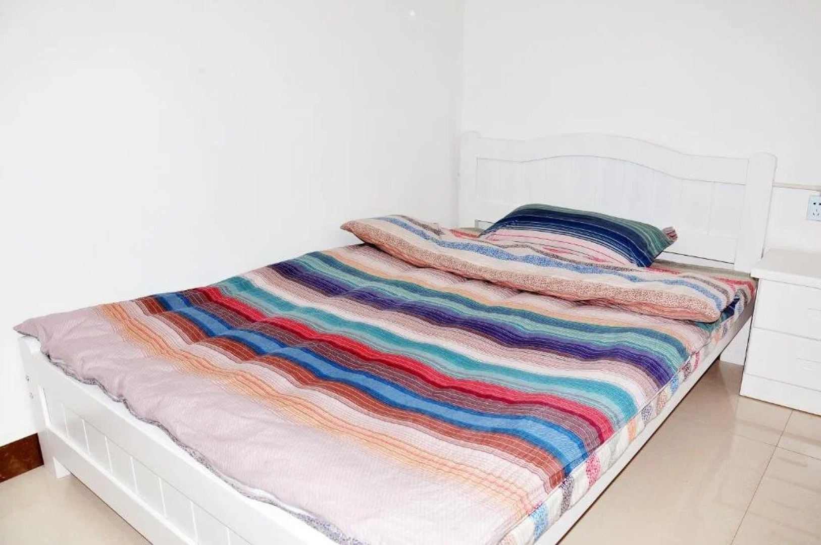 In the Spring International Youth Hostel