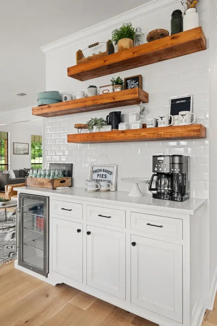 50 Acre Countryside Haven With Hiking Trails, Fossils, Pickleball Court, Basketball, Arcade, and Pool by RedAwning