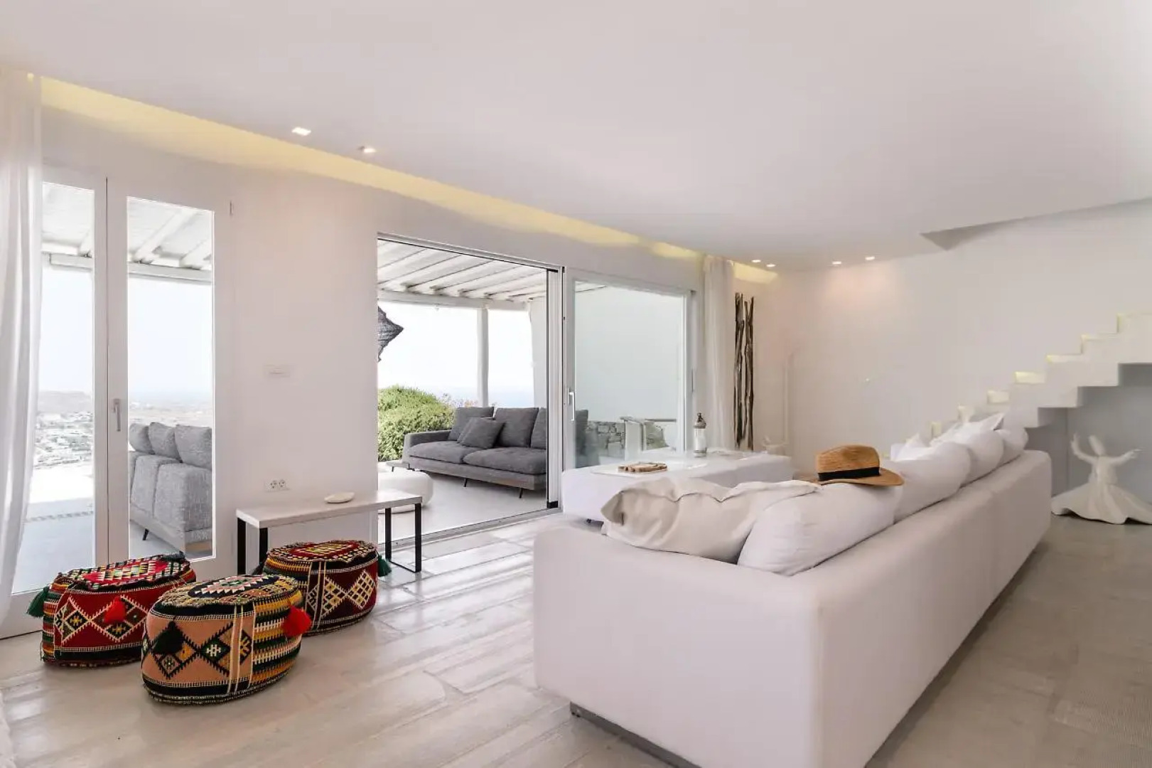 Villa Psarou - The Above Nammos Experience