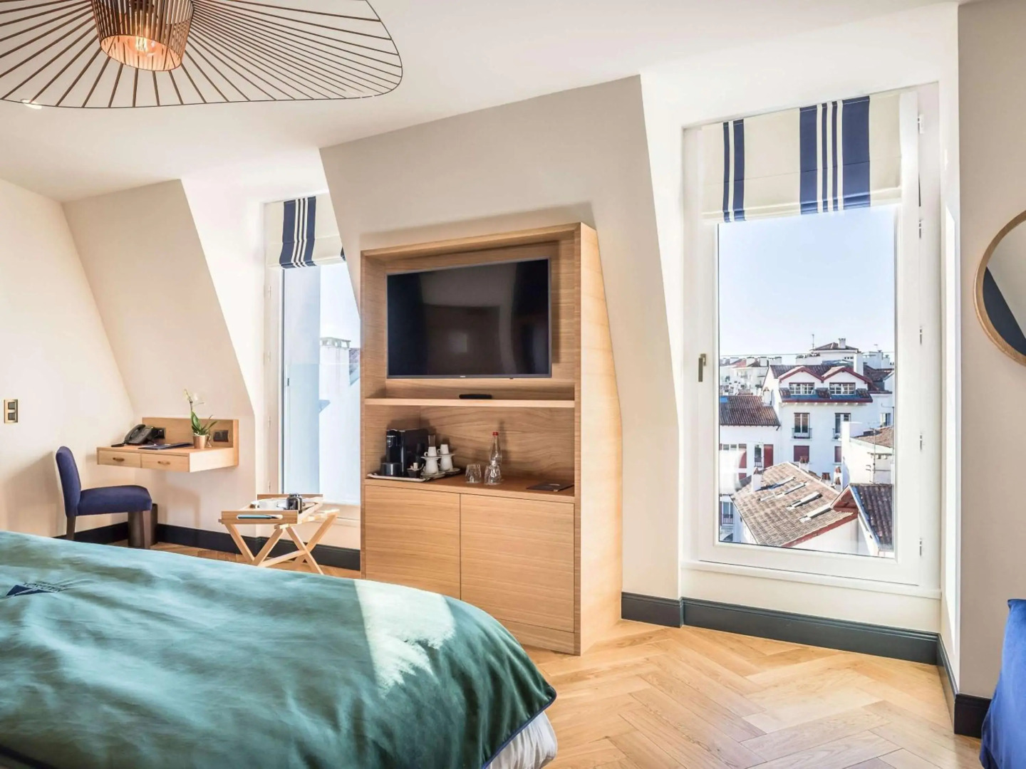 MADISON Saint Jean de Luz - Handwritten Collection