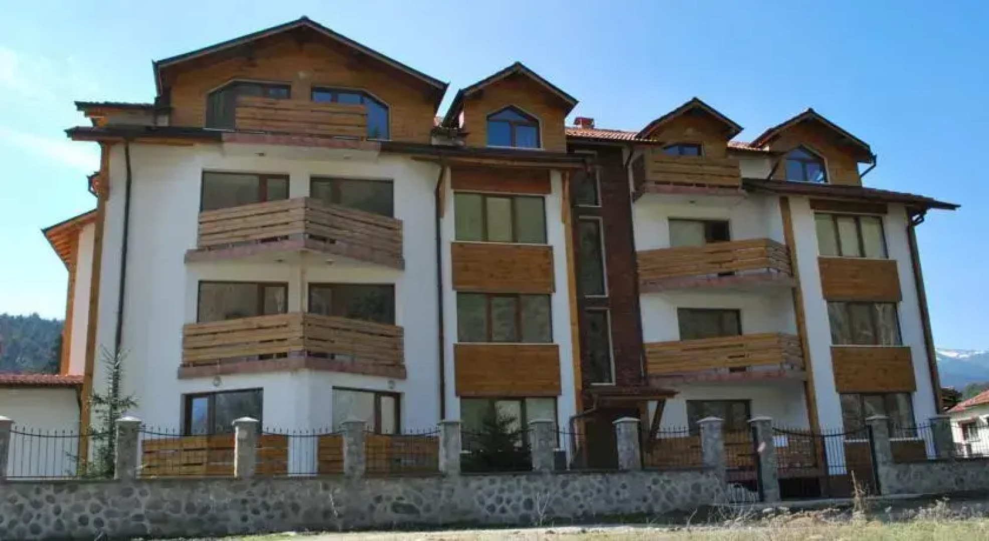 PM Services Riverside Apartments