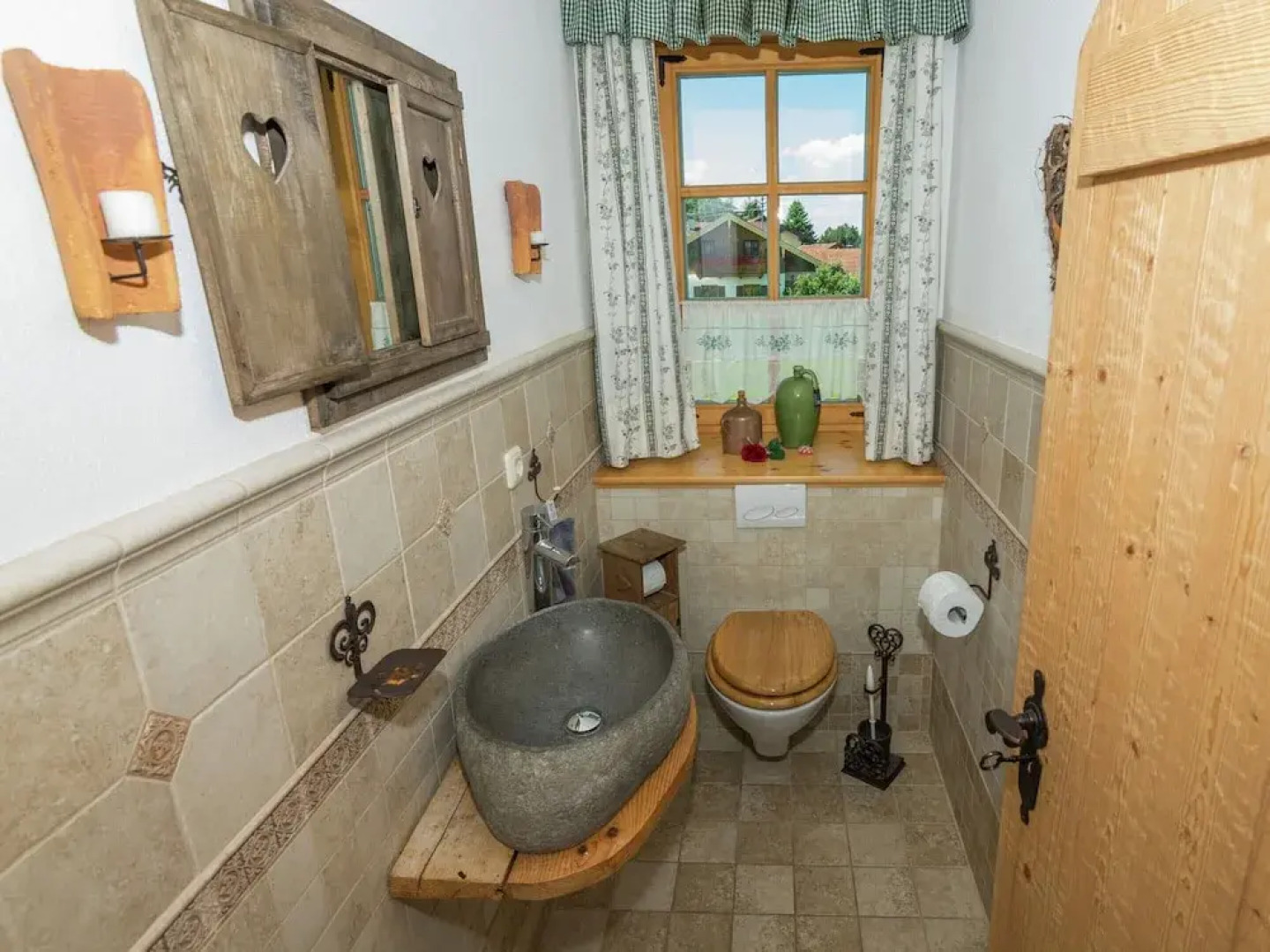 Alluring Holiday Home in Ubersee With Whirlpool