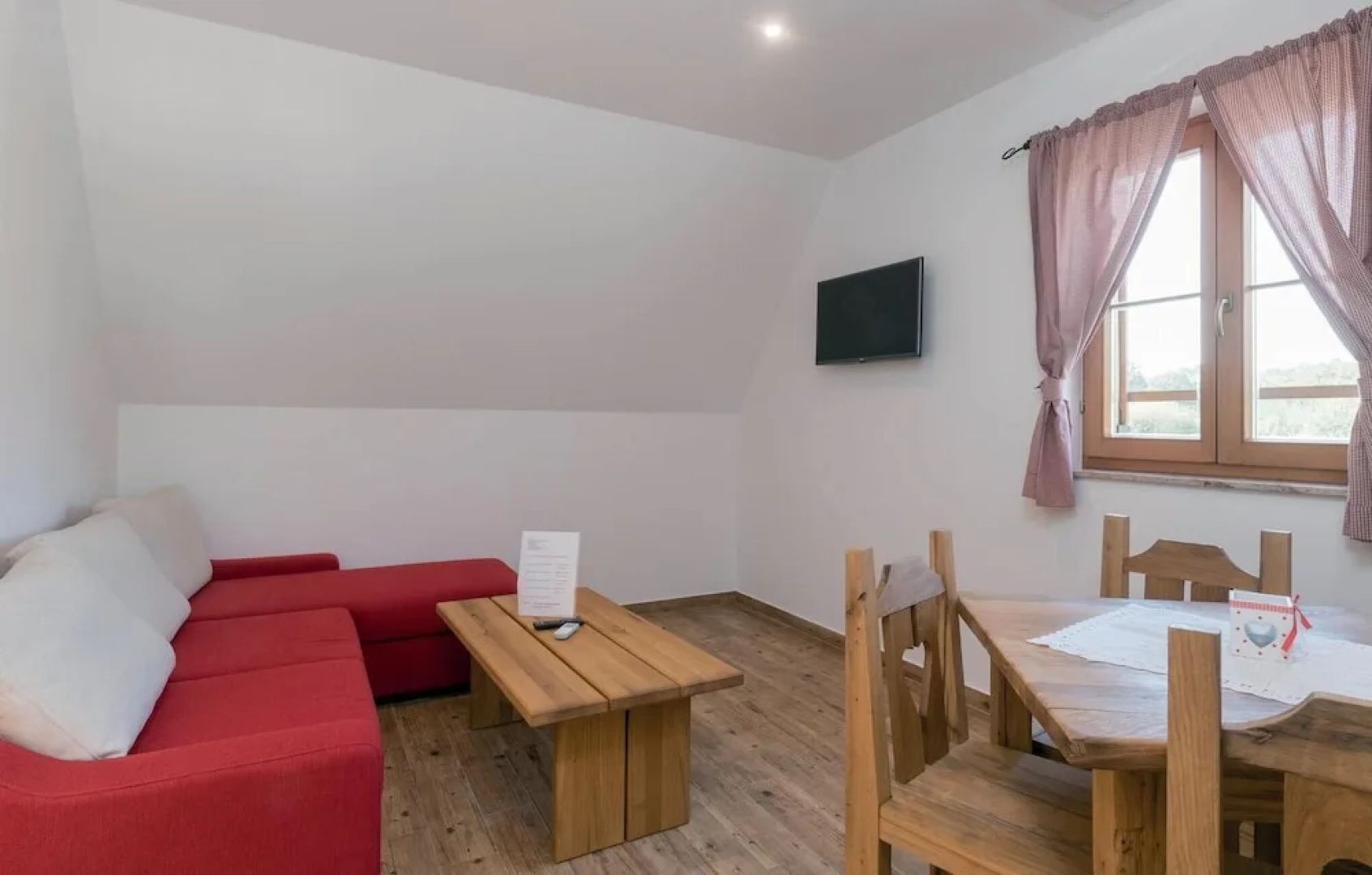 Stunning Home in Repusnica With 5 Bedrooms, Wifi and Outdoor Swimming Pool