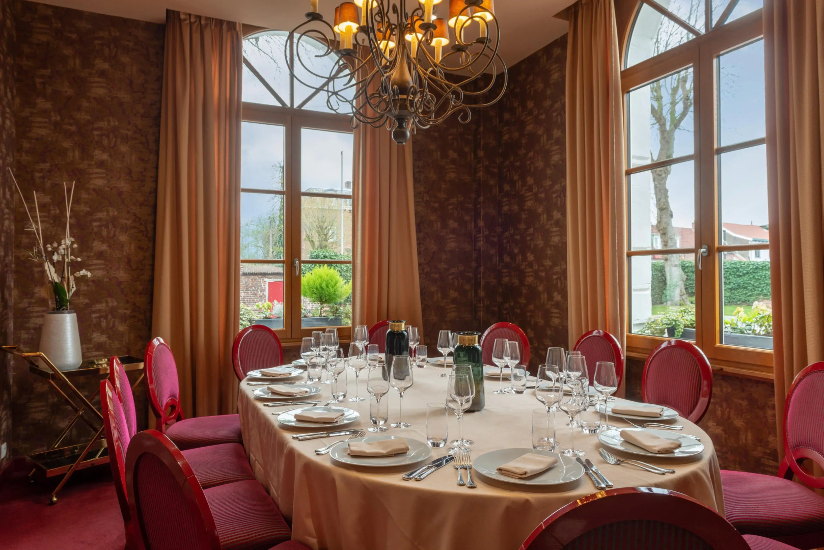 The Originals Boutique, La Maison Rouge