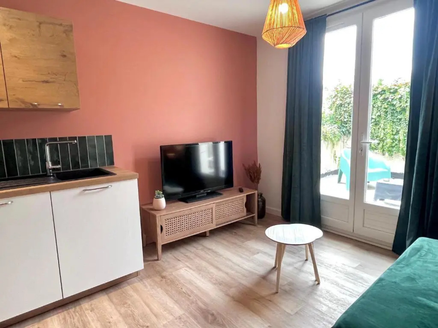 LE QUAI 4 - SUPERBE T2 LUMINEUX CALME - CLiM - TERRASSE - WiFi - Gare à 200m