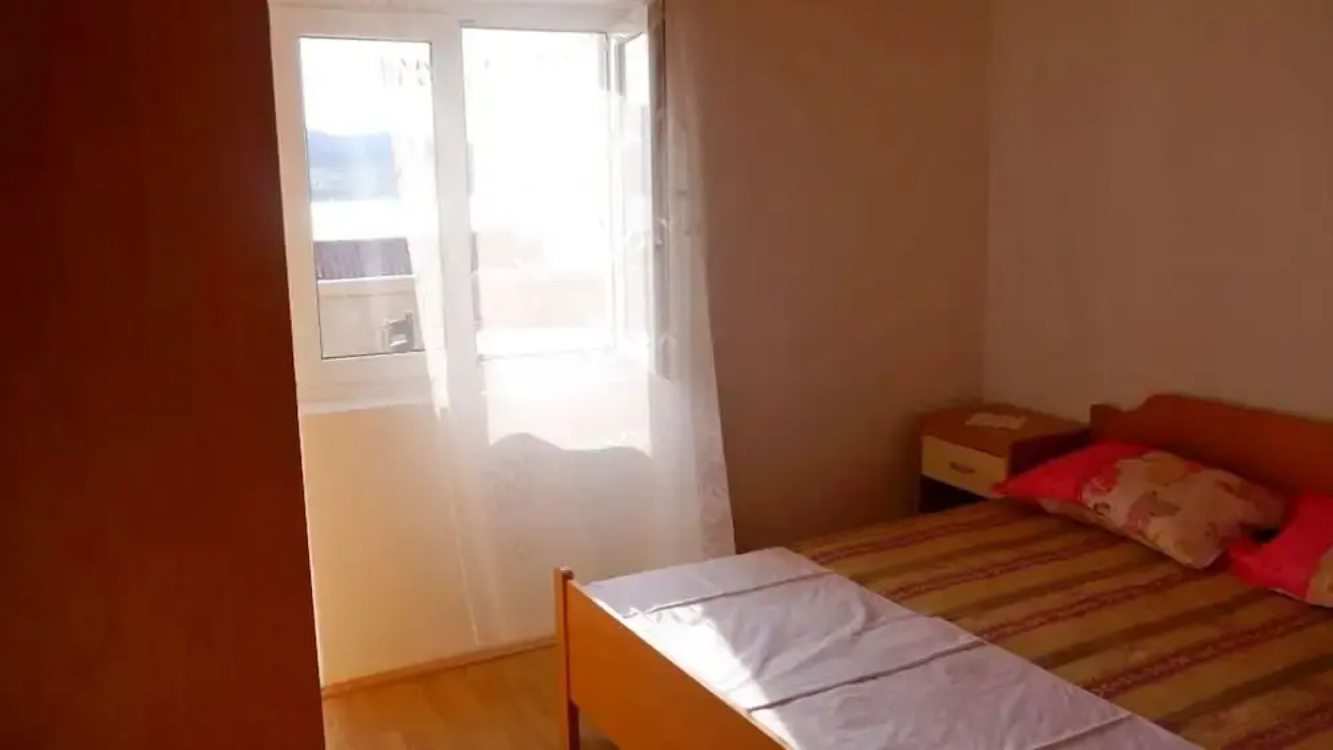 Cosy Apartment With sea View and one Bedroom