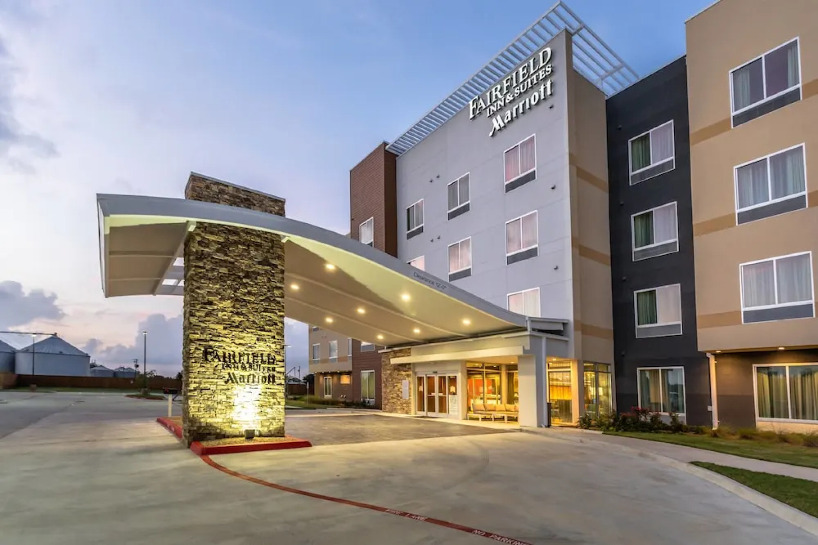 Fairfield Inn  Suites Bay City