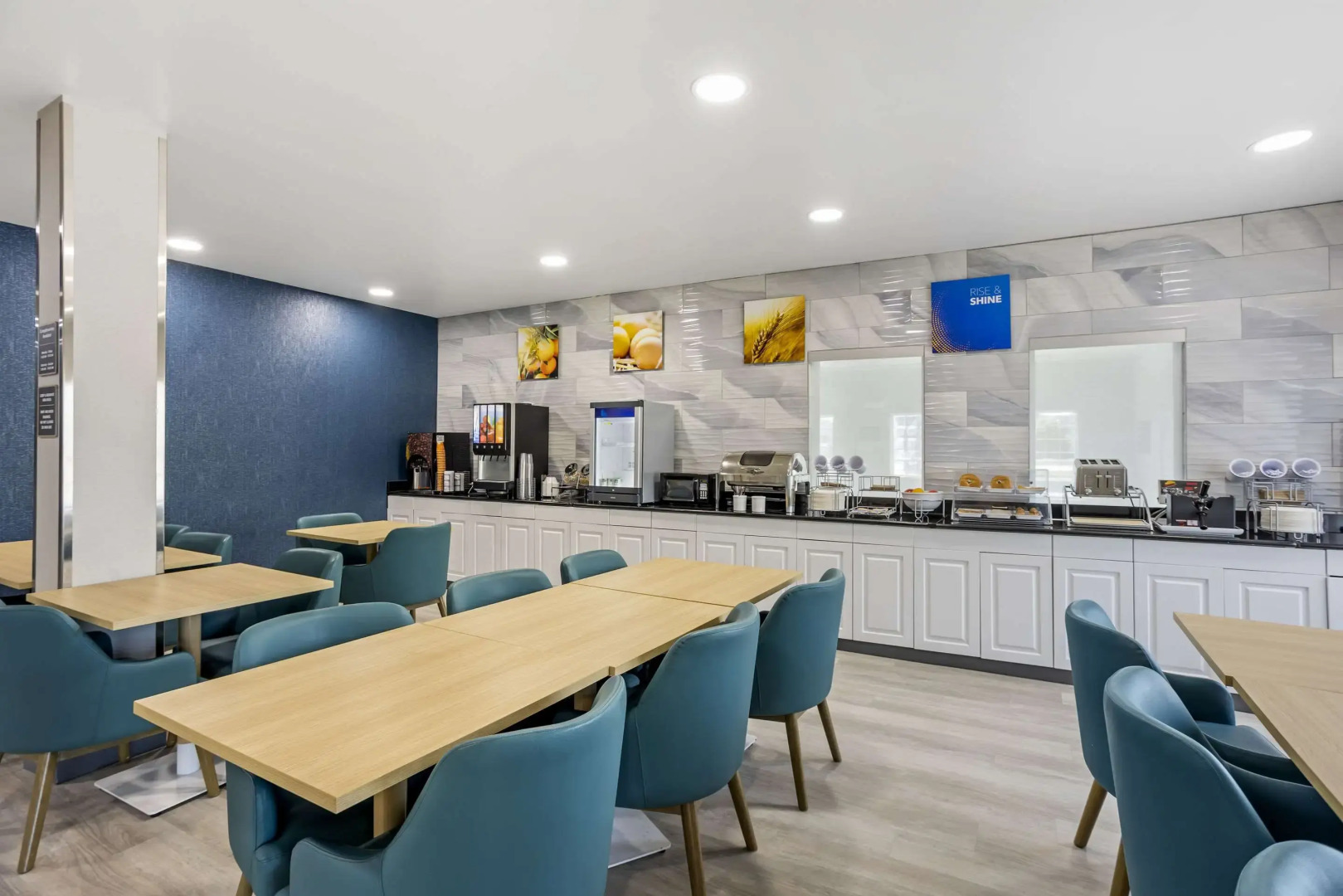 Comfort Inn & Suites Harrisburg-Hershey North