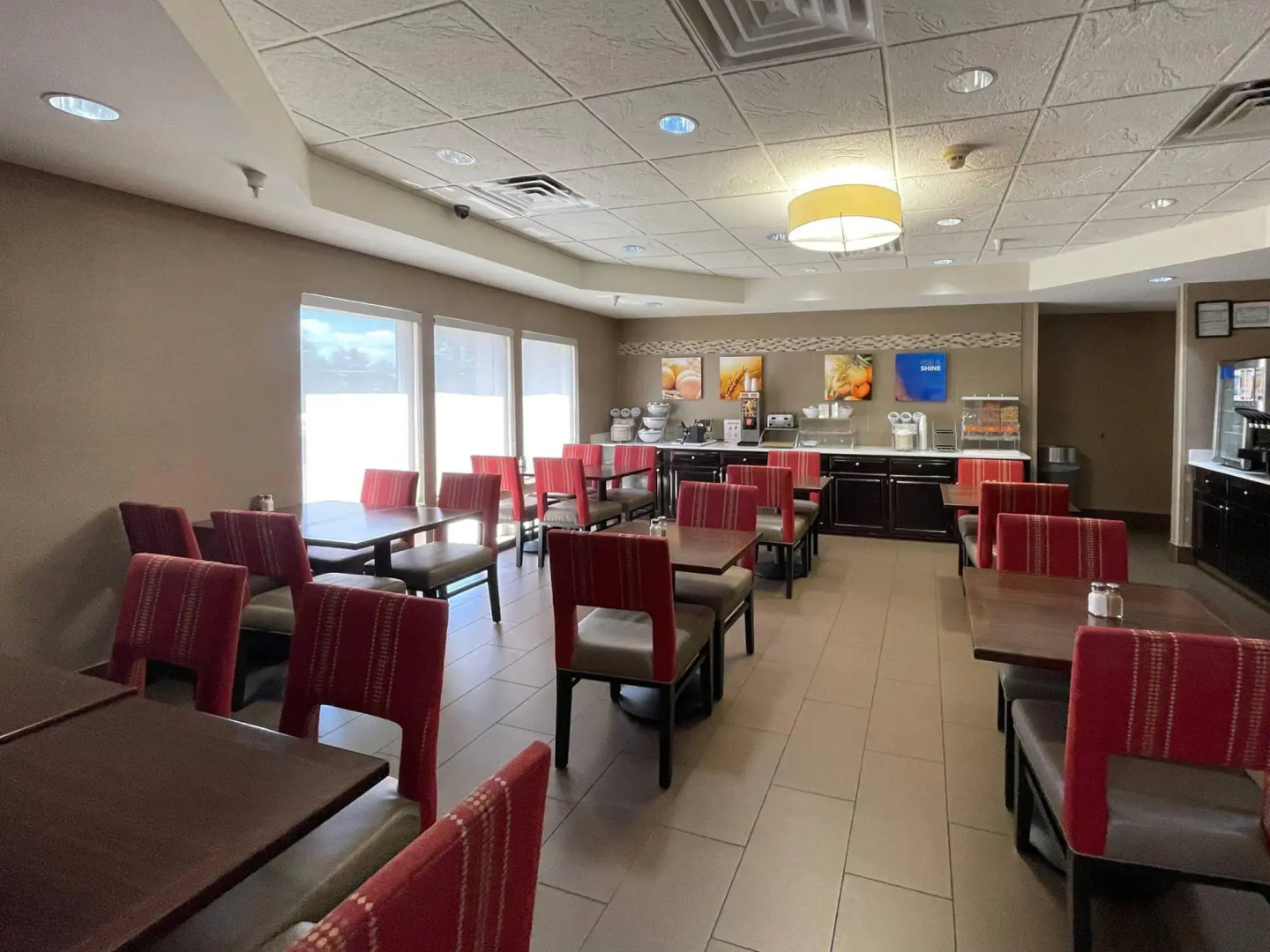 Comfort Suites