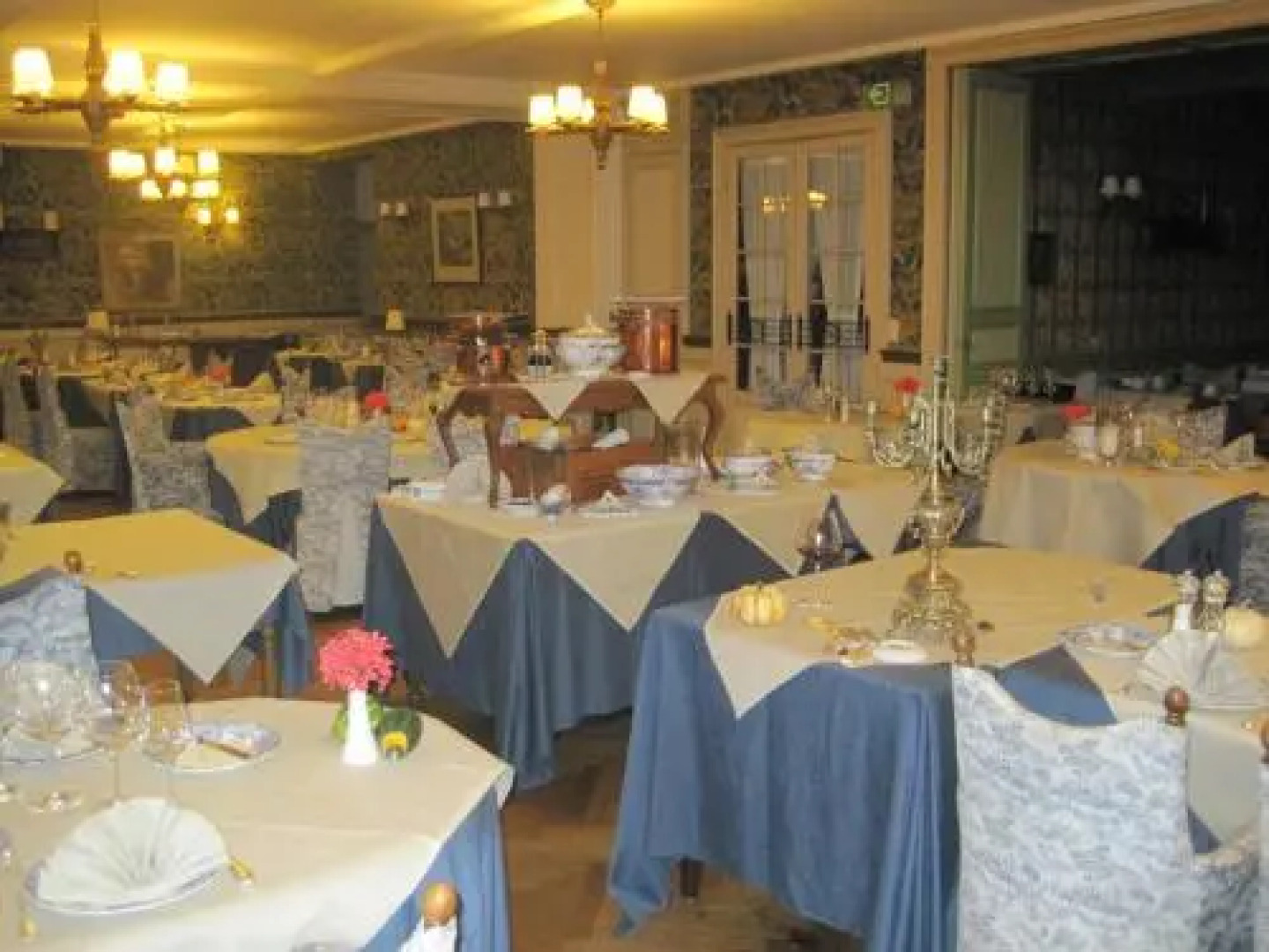 Royal Hotel-Restaurant Bonhomme