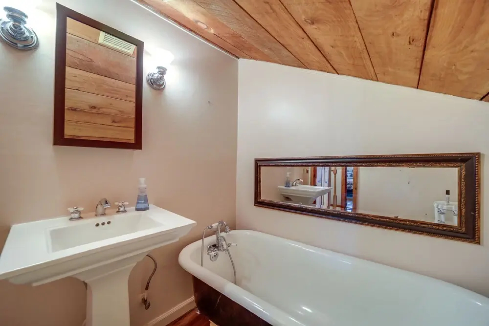 Restored Candler Log Cabin w/ Private Office!
