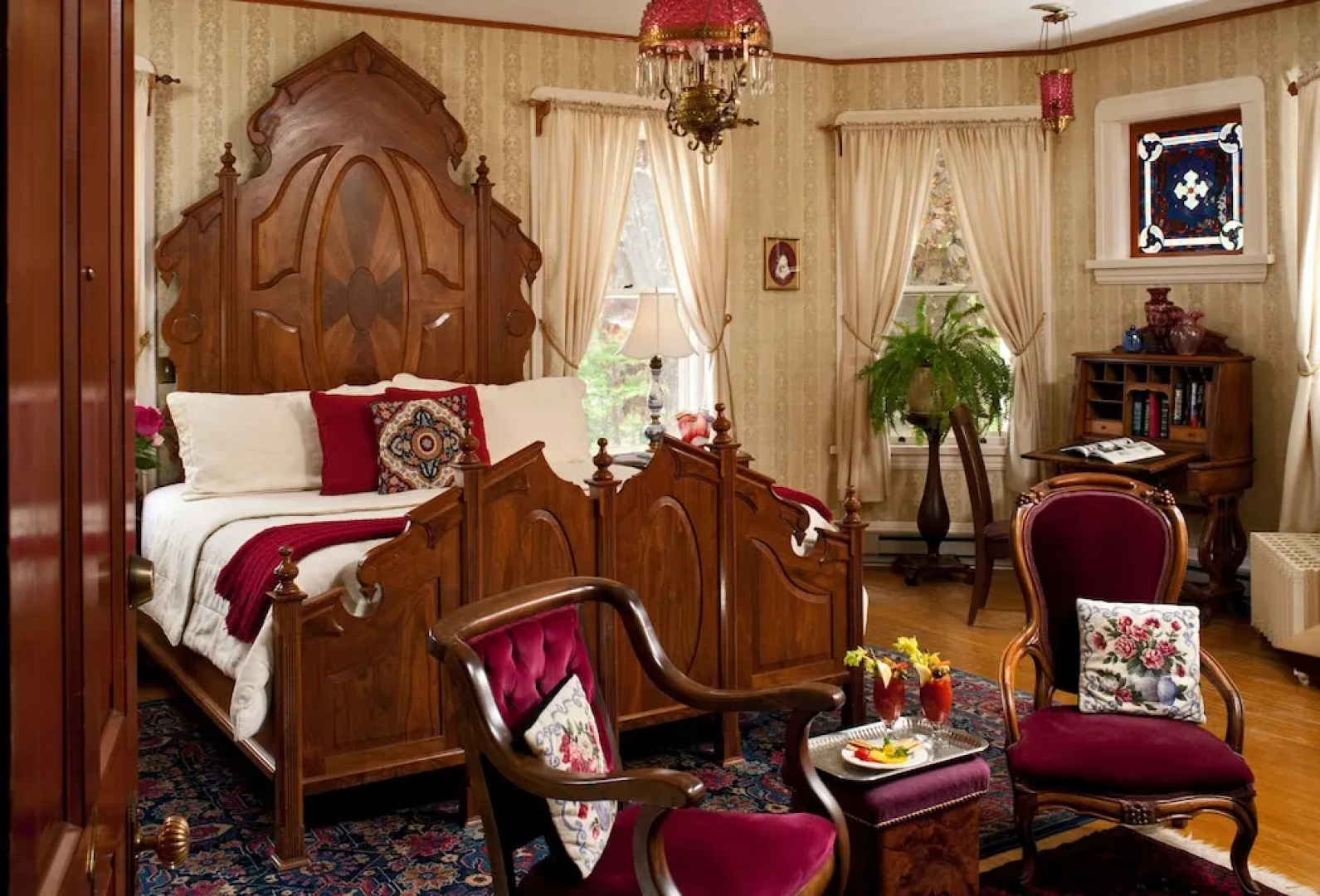 Old Rittenhouse Inn