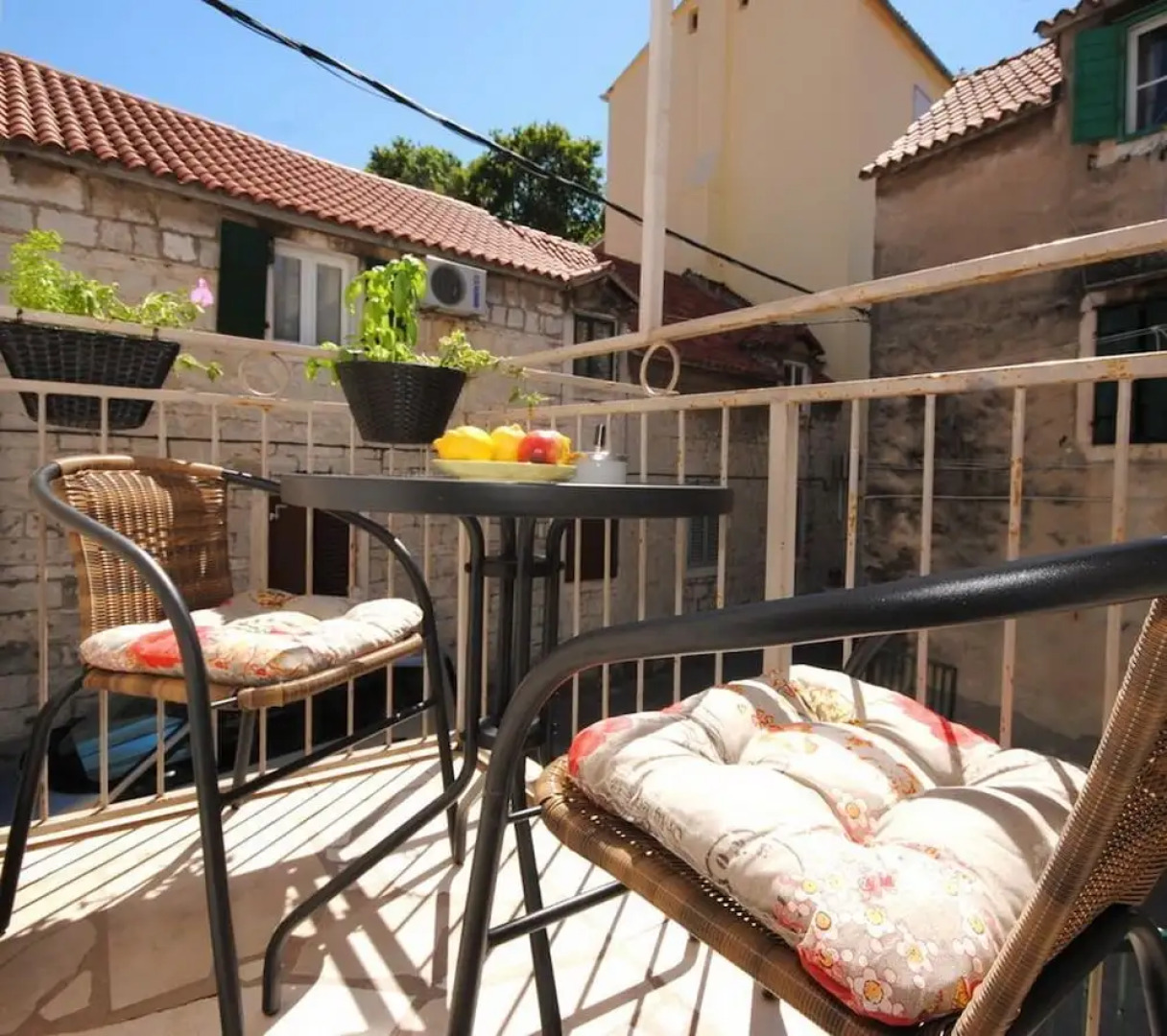 Duplex Apartment Maisonette