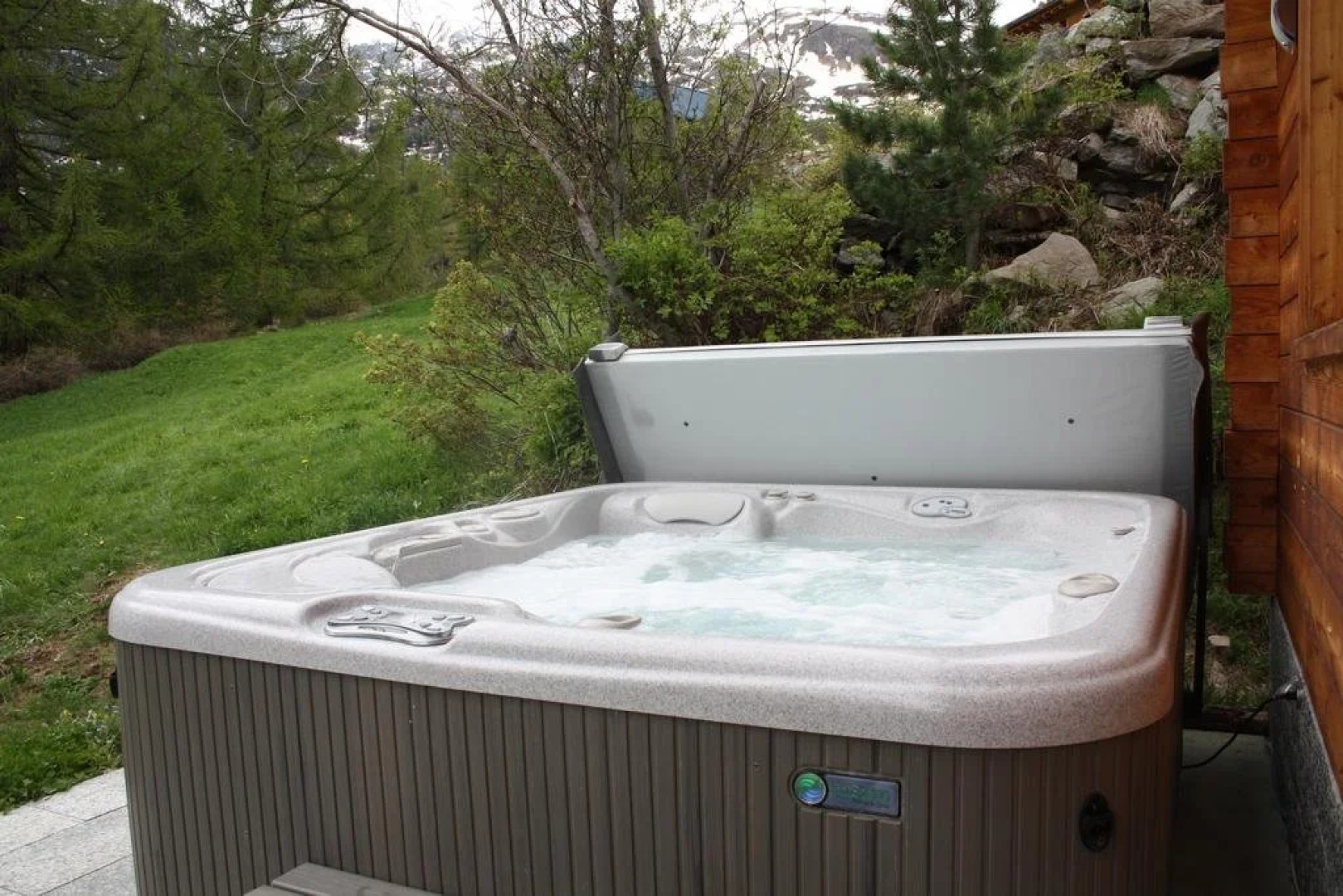 Chalet Hinter Dem Rot Stei