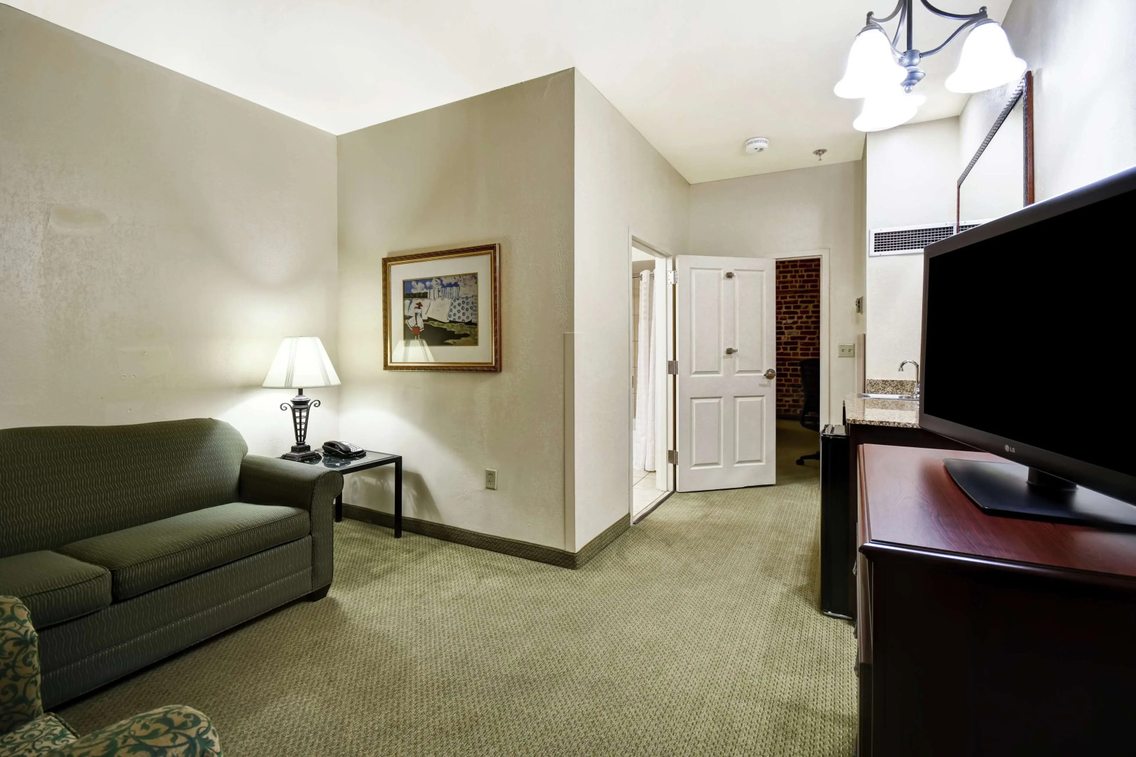 Embassy Suites by Hilton Charleston Historic District