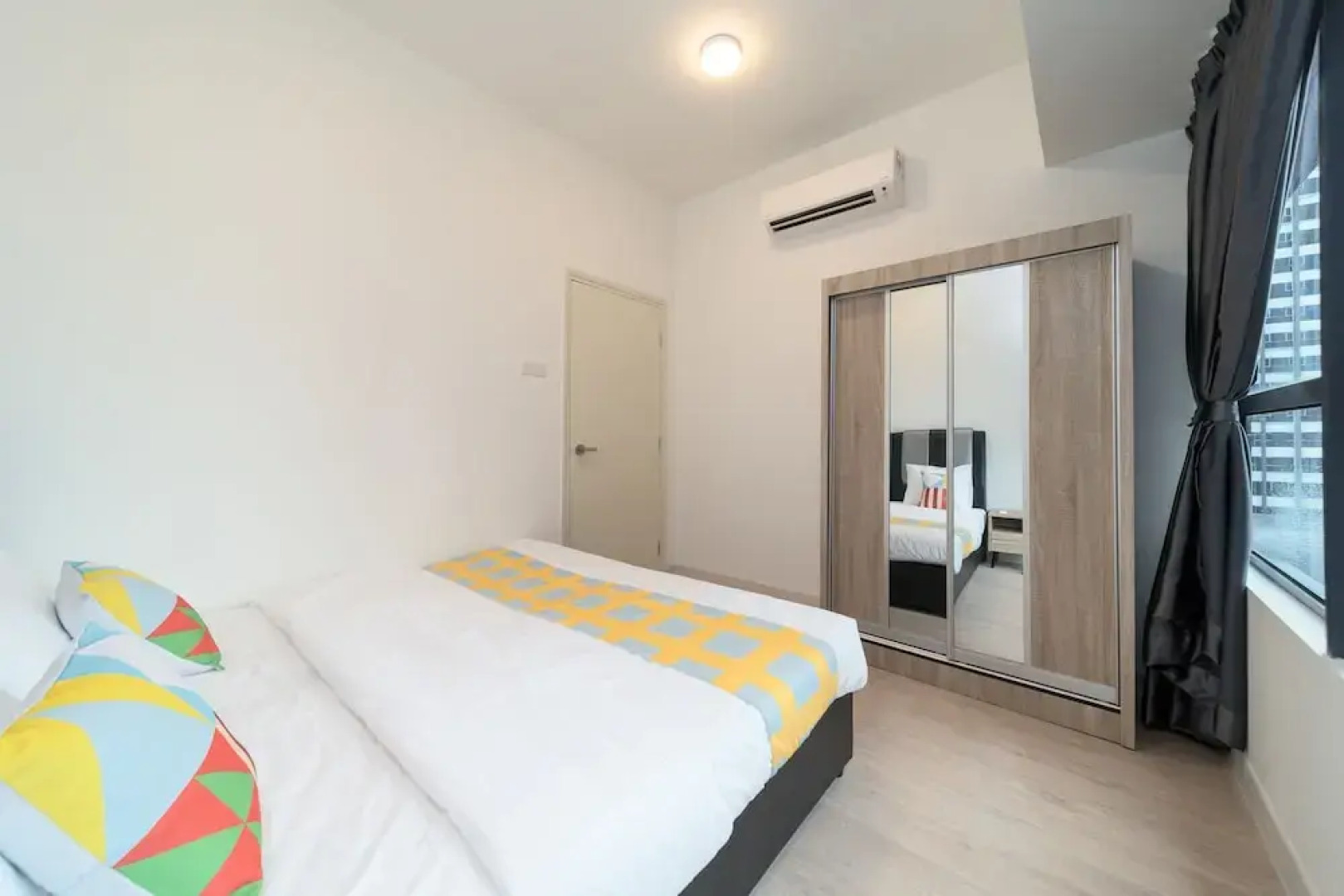 OYO Home 44045 Splendid 2br Arte Plus