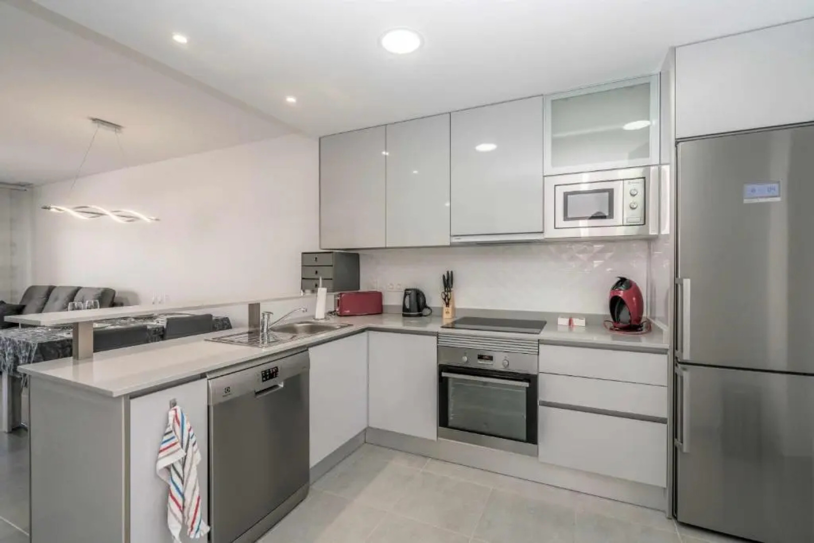 Girasol apartamento para 4 personas con piscina communitaria