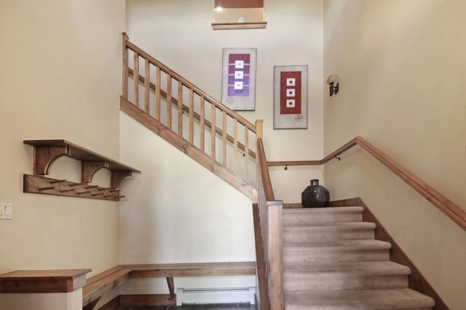 2br 2ba Winter  Walk To Historic Downtown + Gondola 2 Bedroom Townhouse by RedAwning