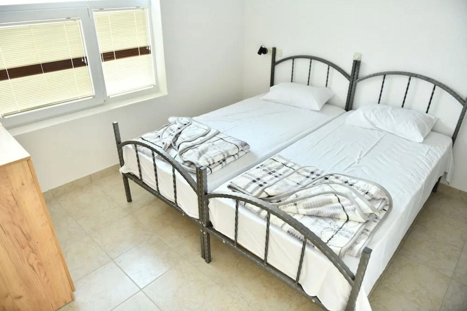 Hostel & Apartments Academy