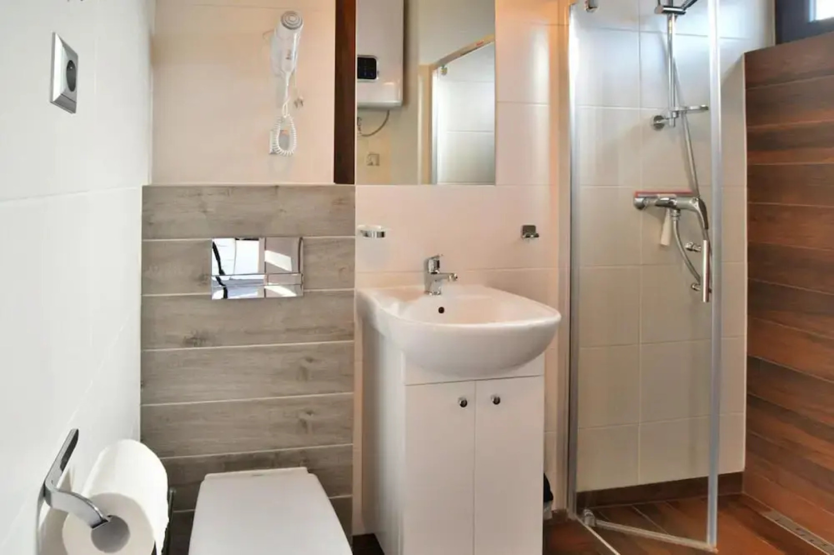 Holiday Homes Very Close to the Beach