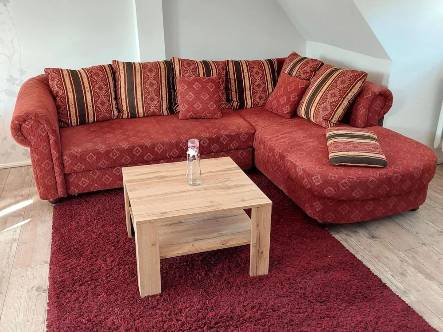 Attic Holiday Home With Garden and Grill