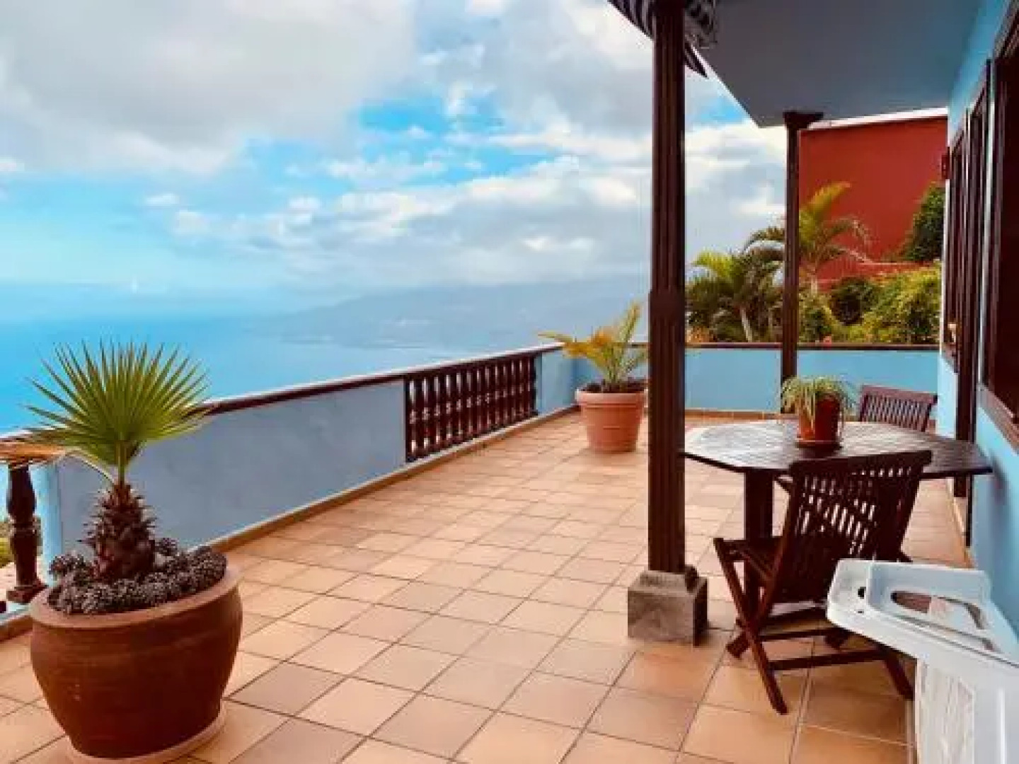 Apartamentos La Isla Encantada