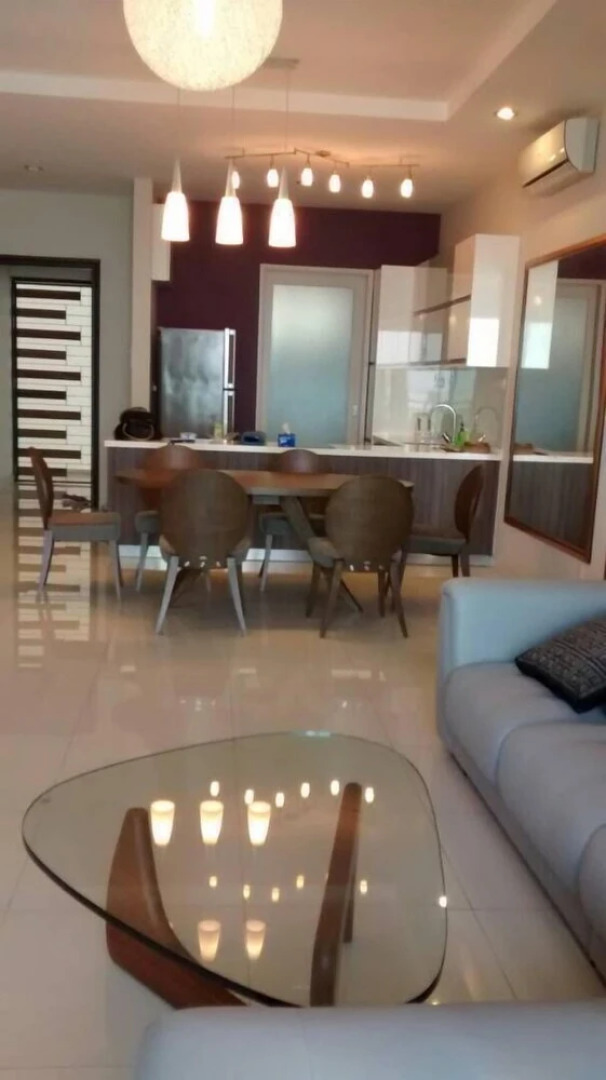 Vbiz Homestay by MAH