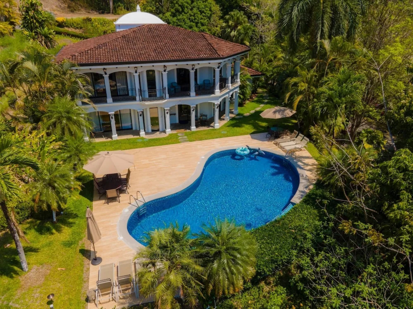 Casa Patron 6 bdr Private Home With Pool and Game Room