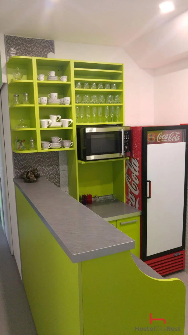 Hostel City Rest