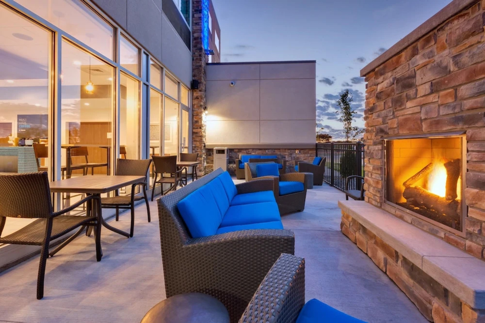 Clarion Hotel Campus Area