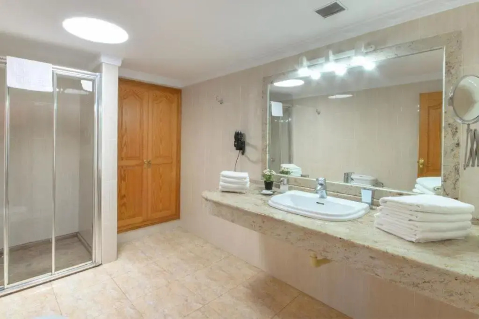 HOTEL-FINCA Rural José Manuel 28pax