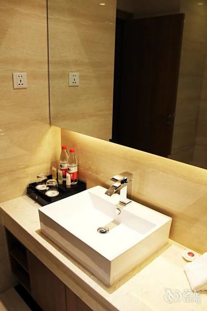 Qinhuangdao Peninsula Seasons Hotel And Apartment