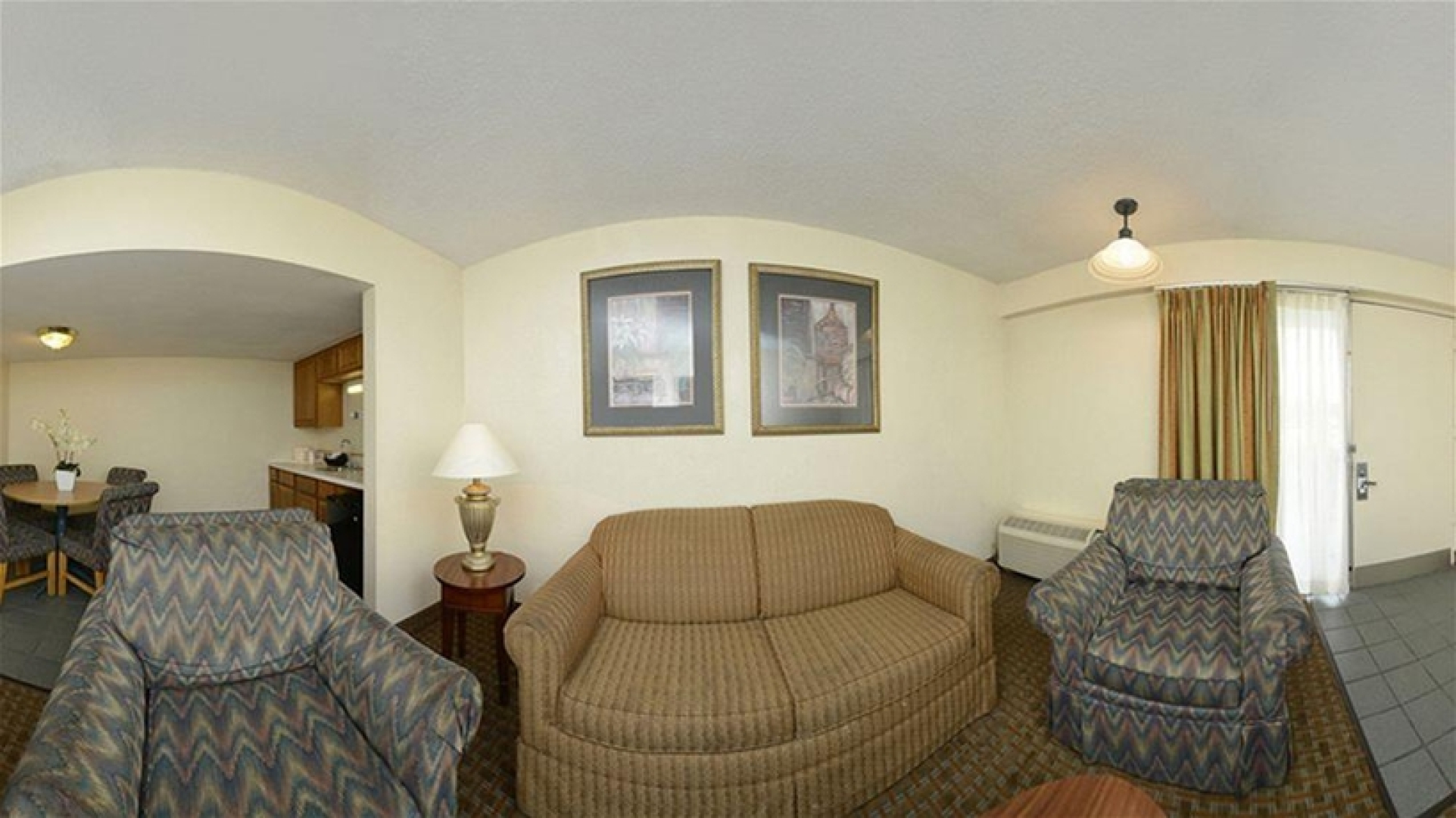 Clarion Inn & Suites Near Fort Sam Houston