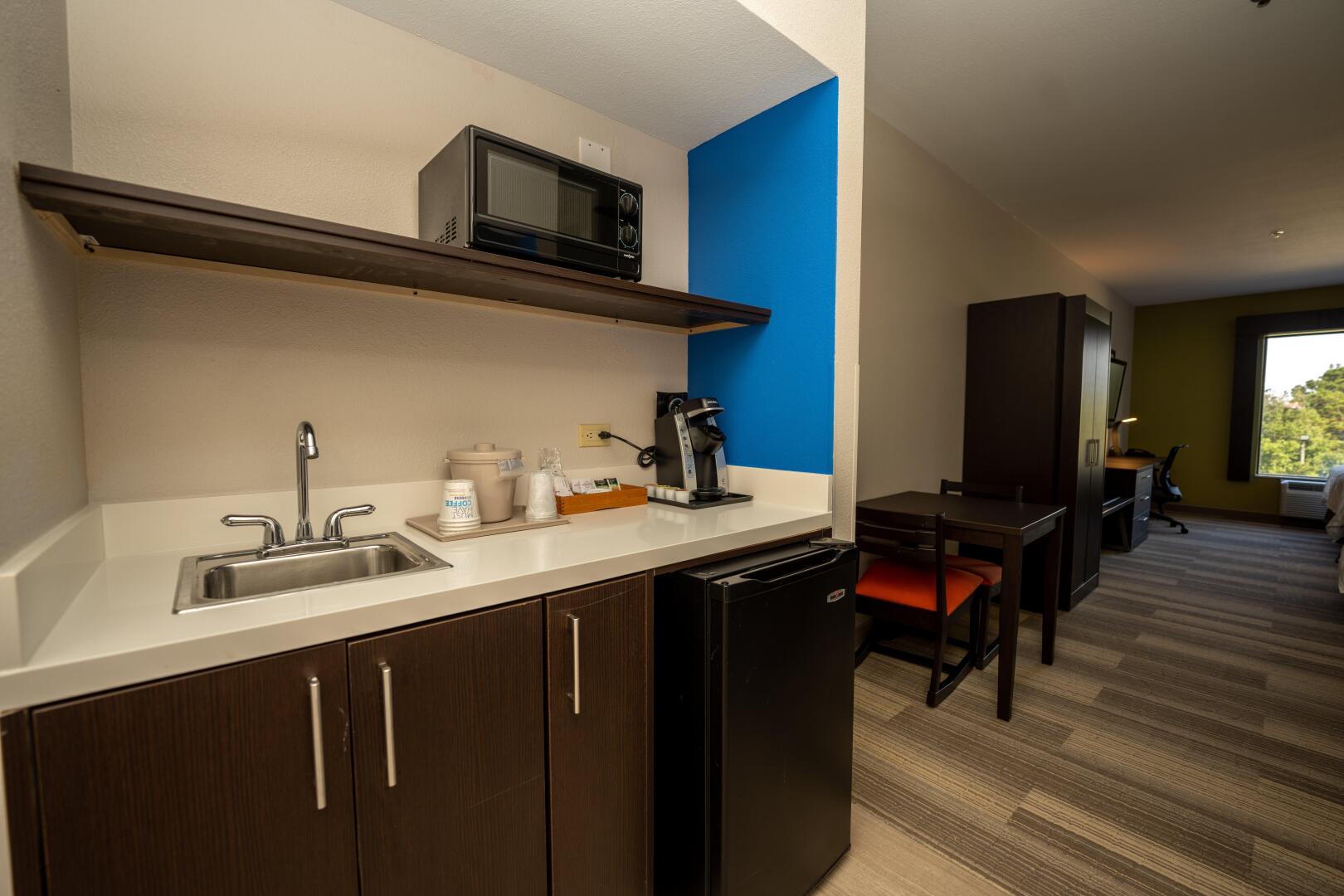 Holiday Inn Express & Suites Deer Park by IHG
